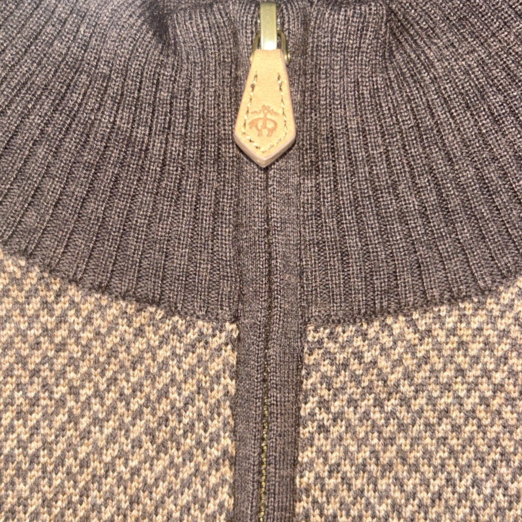 Brooks Brothers Brooks Brothers Sweater 1/4 Zip XL Mens Knit Wool Brown Pullover Regular 100% Merino Lightweight Office Business Casual Workwear Italian Size US XL / EU 56 / 4 - 5 Thumbnail