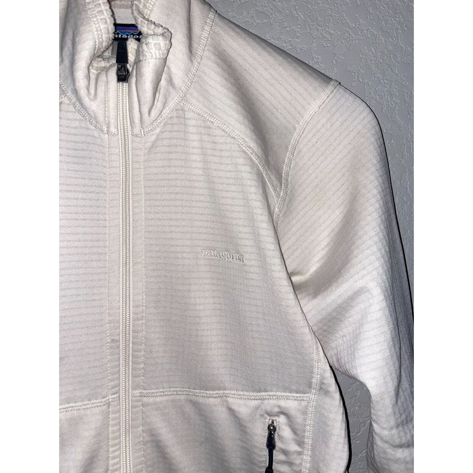 Patagonia Womens Patagonia Full Zip White Jacket Light Weight Small Size S / US 4 / IT 40 - 2 Thumbnail