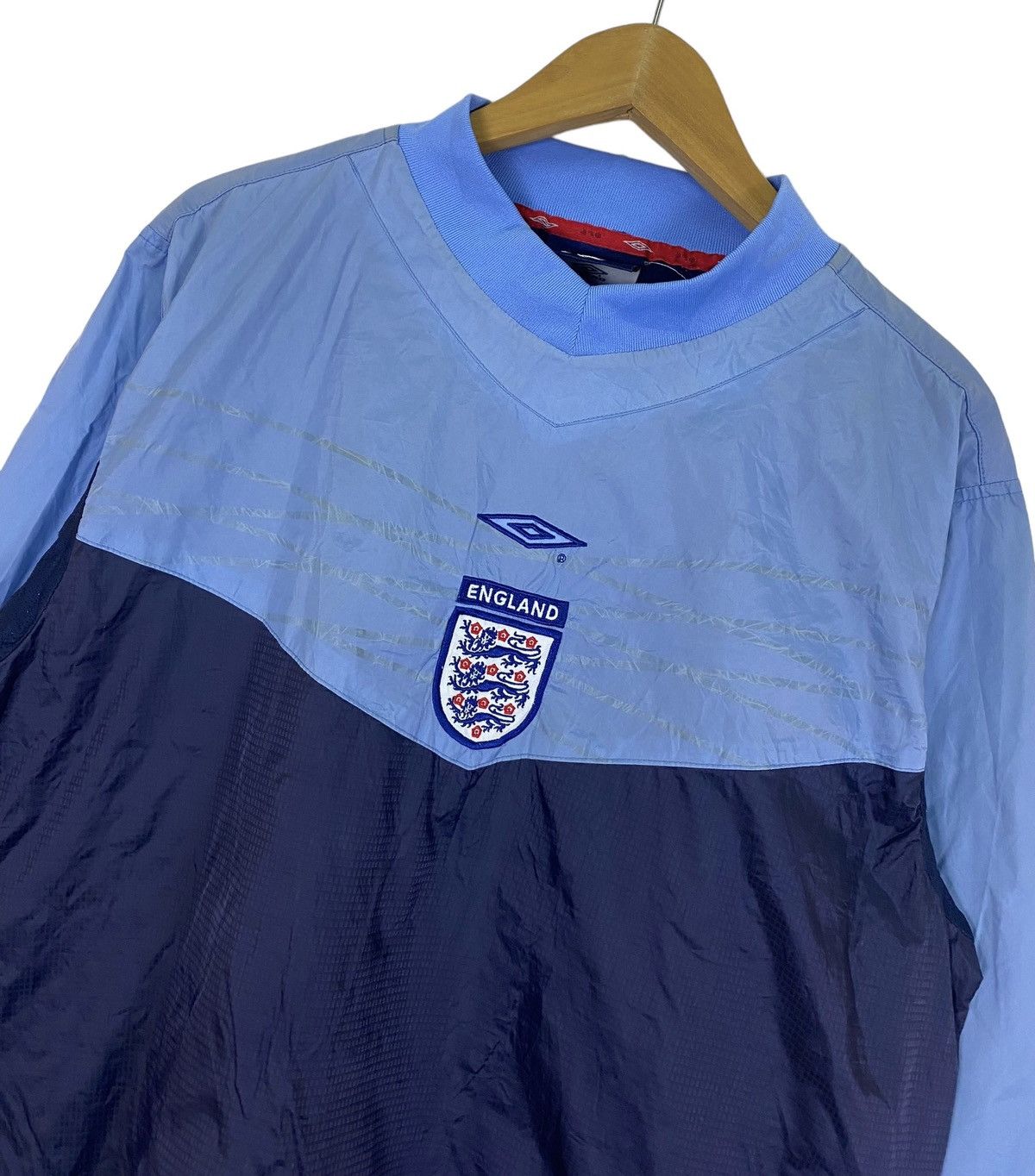 Umbro Early 2000s England Premier Training Jersey by Umbro Size US M / EU 48-50 / 2 - 2 Thumbnail