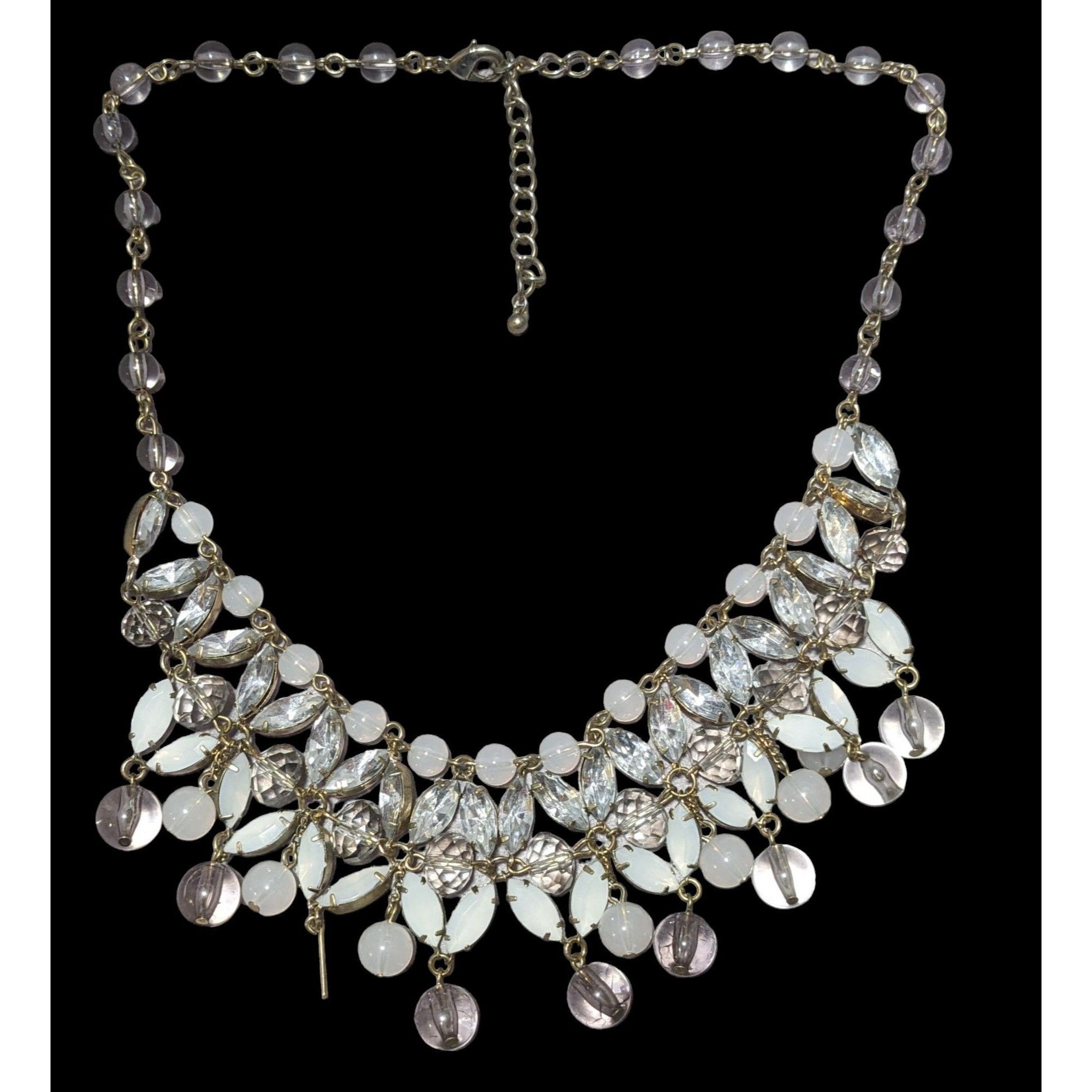 Other Elegant White And Silver Beaded Gem Bib Necklace Size ONE SIZE - 1 Thumbnail