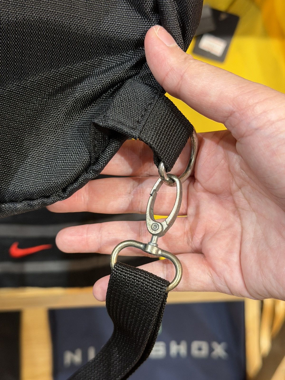Nike Vintage Nike Total 90 Back Sling bag Size ONE SIZE - 11 Thumbnail