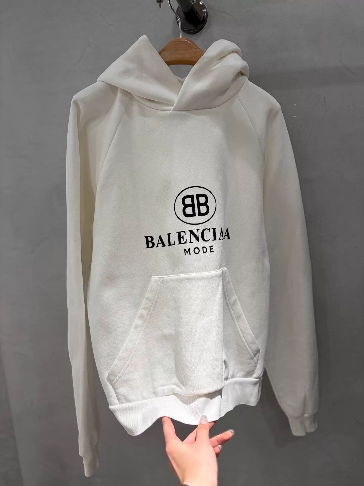 Balenciaga Balenciaga Classic Logo Hoodie Vintage XS Size XS / US 0-2 / IT 36-38 - 2 Thumbnail