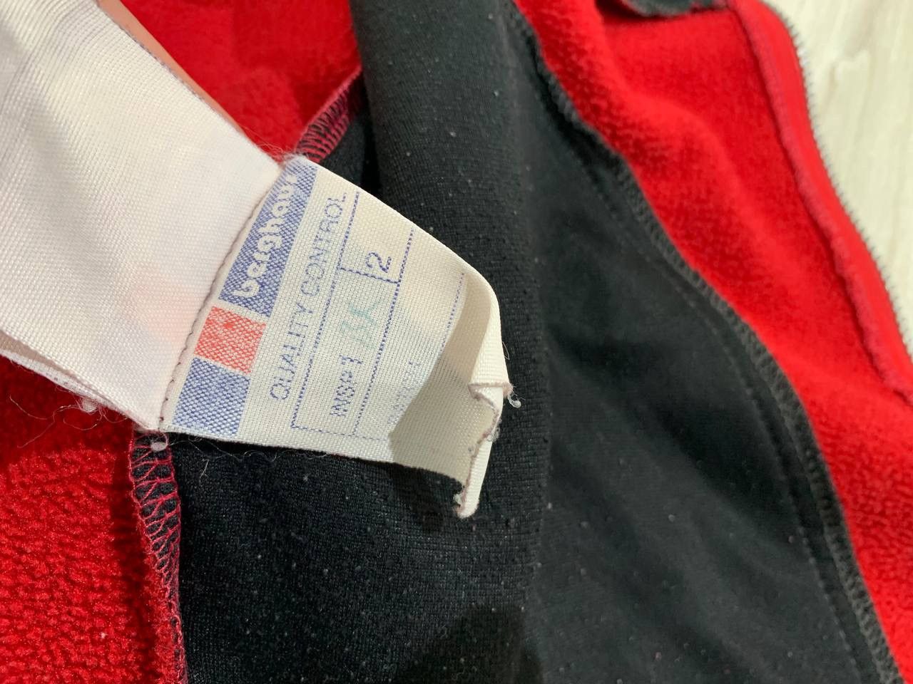 Vintage Mens vintage fleece vest Berghaus Size Medium Size US M / EU 48-50 / 2 - 8 Thumbnail