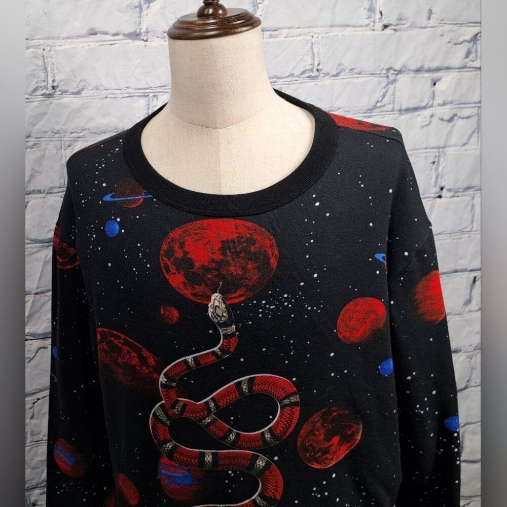 Gucci Gucci Men s Space Snake Print Sweater Sweatshirt Unisex Tay Grailed