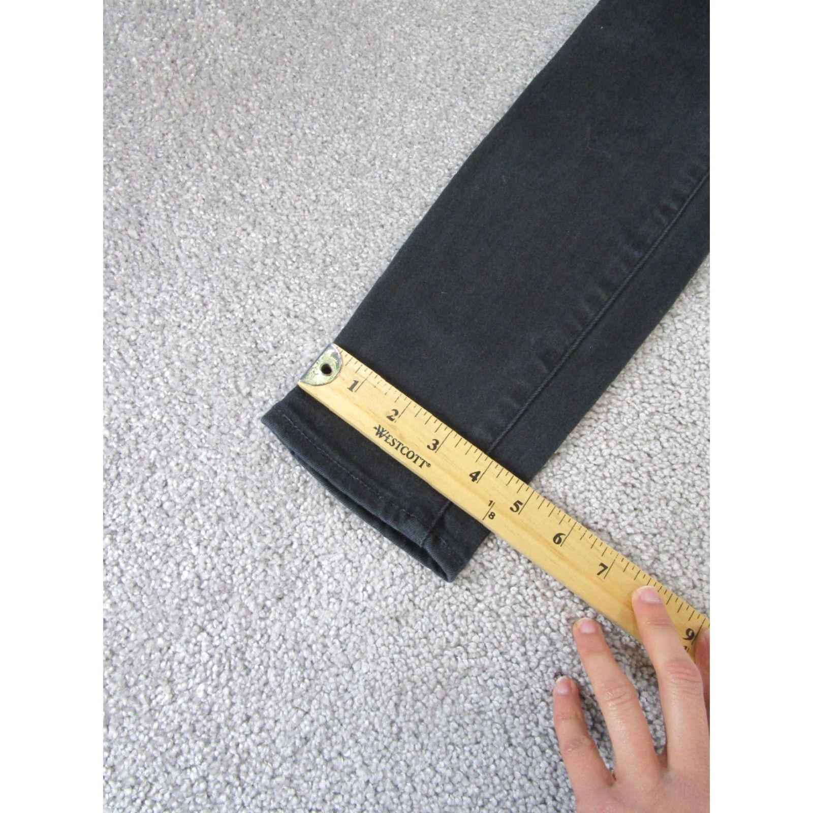Madewell Madewell Jeans Skinny Black Denim 25 Regular Rise 9" Zip Pockets Womens Modern 2010s Size 42" / US 20 - 6 Thumbnail