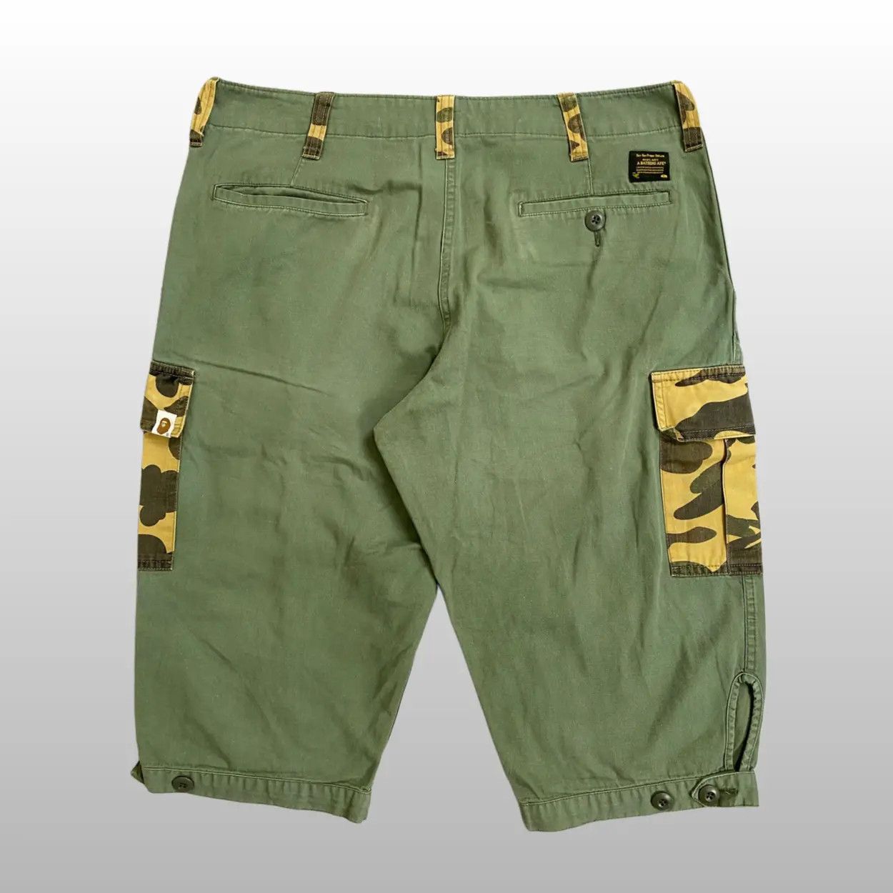 Bape Vintage Bape Cargo Short Pants Size US 34 / EU 50 - 2 Thumbnail