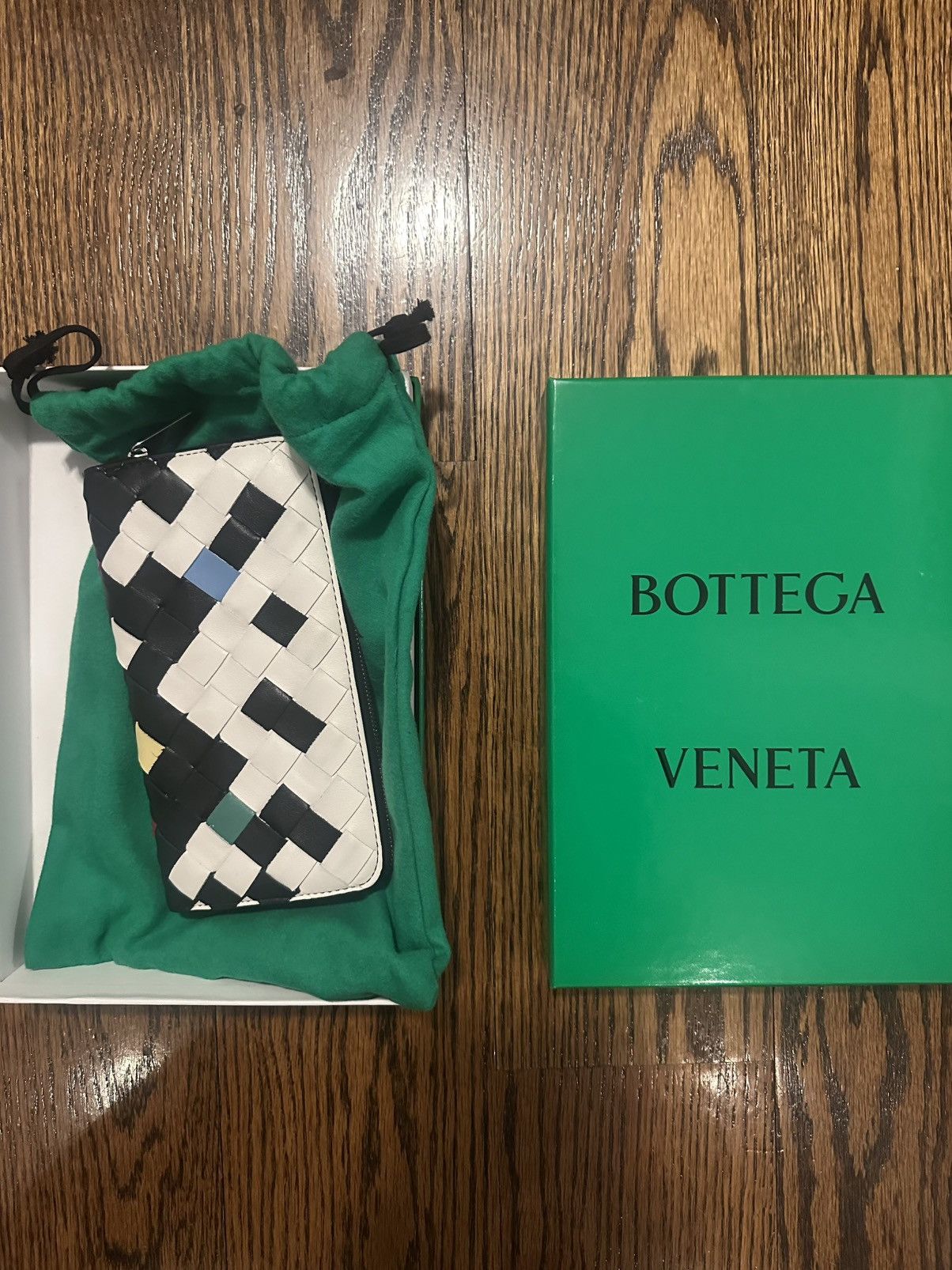Bottega Veneta WRAP AROUND WALLET Size ONE SIZE - 1 Thumbnail