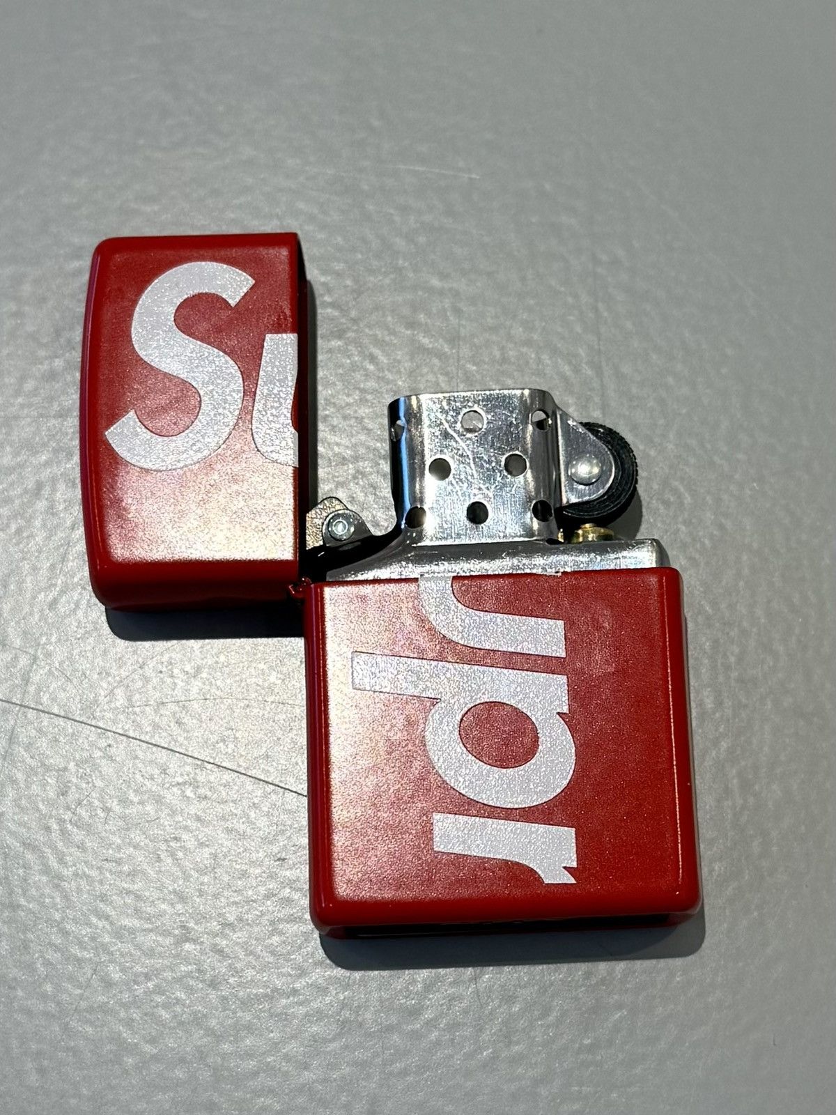 Supreme Supreme Logo Zippo Red Size ONE SIZE - 3 Thumbnail