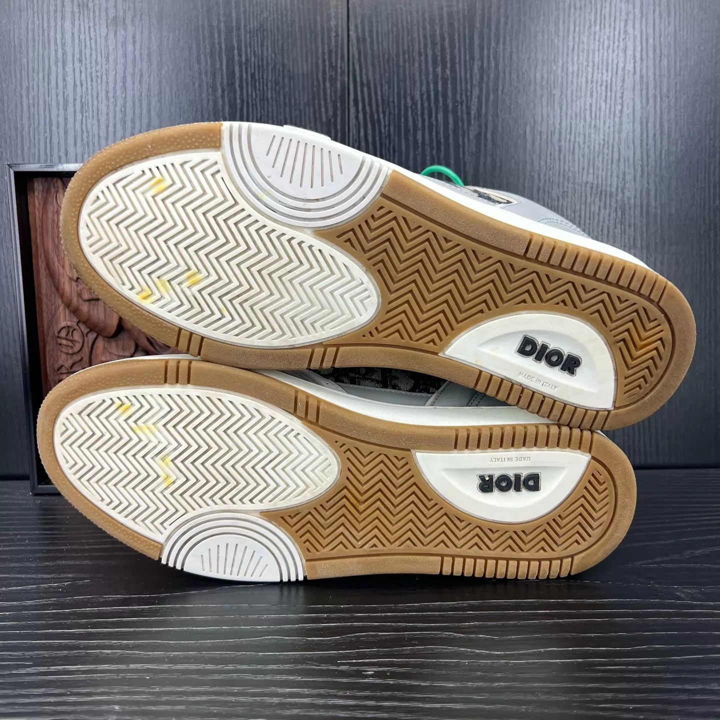 Dior Dior B27 Gray & White 43 Sneakers Worn a few times like new Size US 10 / EU 43 - 8 Thumbnail