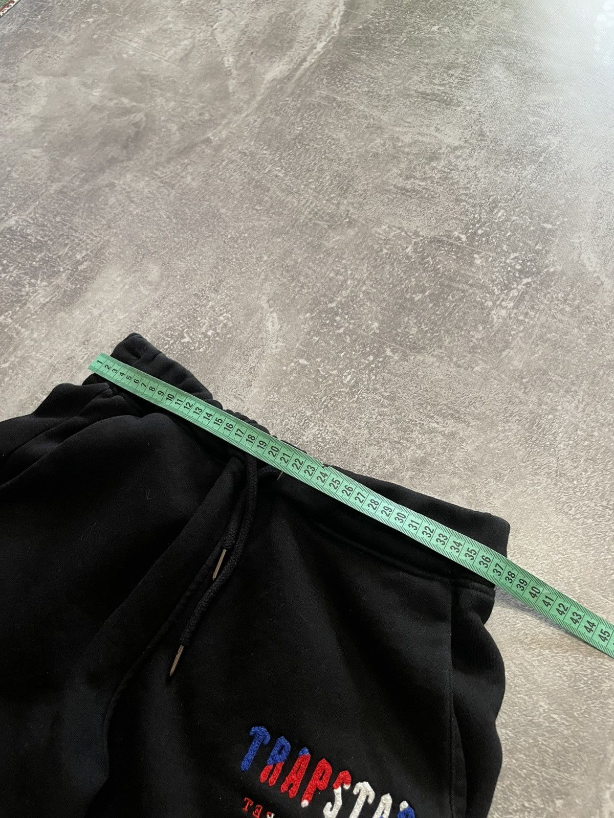 Trapstar London Trapstar Black Sweat Shorts Size S Size US 30 / EU 46 - 12 Thumbnail