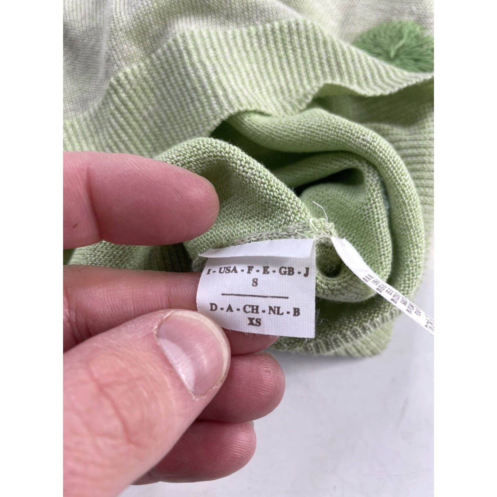 Brunello Cucinelli Brunello Cucinelli Women’s Linen Silk Sweater Top V Neck Polka Dots Size Small Green Long Sleeve Cropped Women S Size S / US 4 / IT 40 - 3 Thumbnail