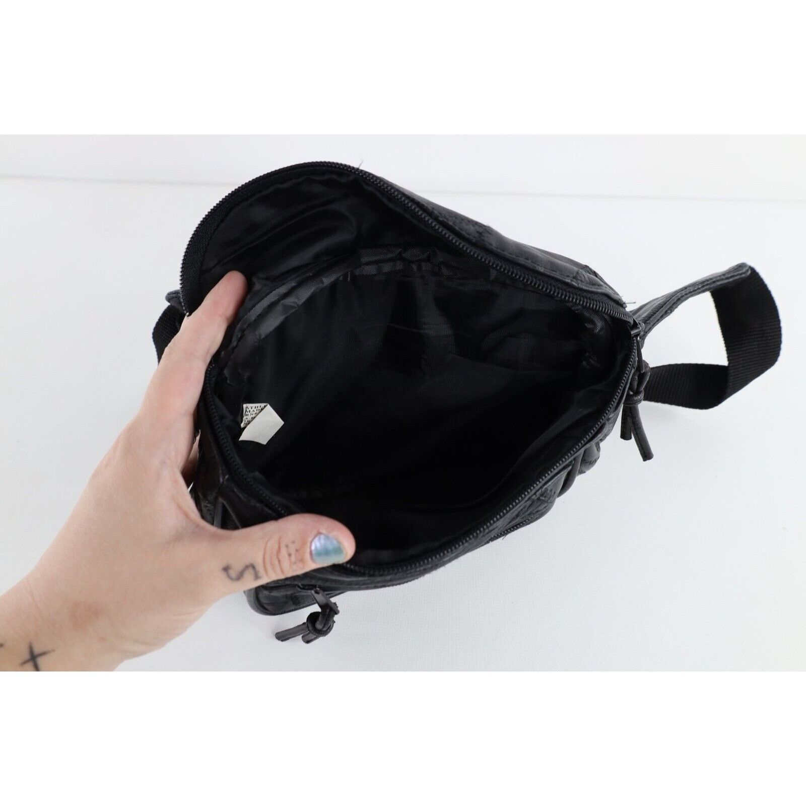 Vintage Vintage 90s Streetwear Blank Leather Festival Fanny Pack Bag Size ONE SIZE - 7 Thumbnail