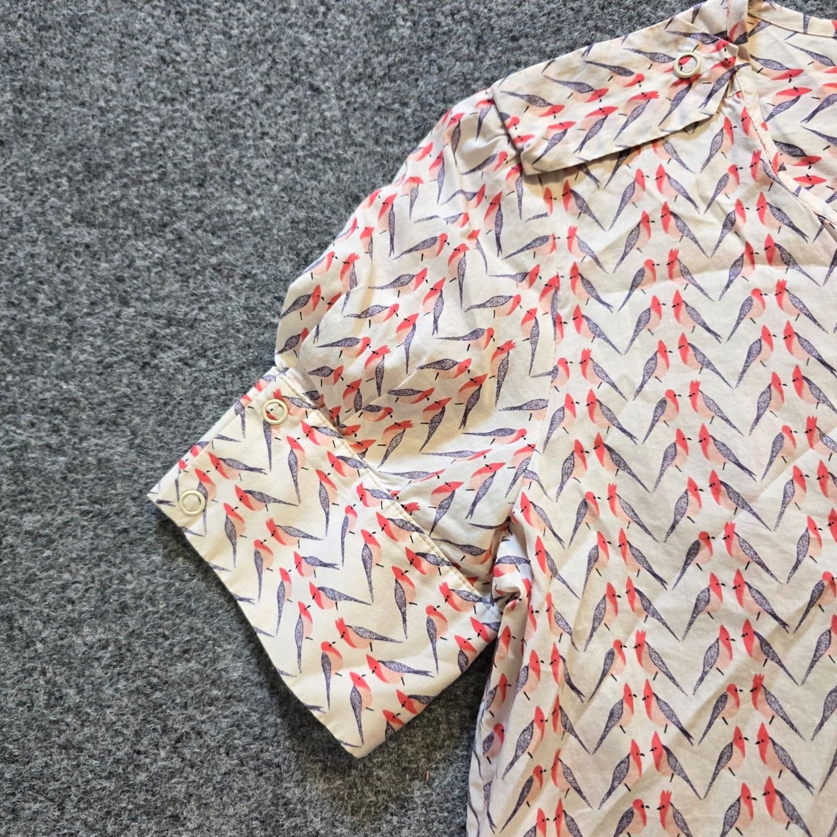 Vintage Calypso St Barth Top Womens XS White Red Cardinal Bird Popover Tunic Casual Shirt Blouse Tunic Women Short Puff Sleeve V-Neck Lightweight Cotton Size XS / US 0-2 / IT 36-38 - 3 Thumbnail