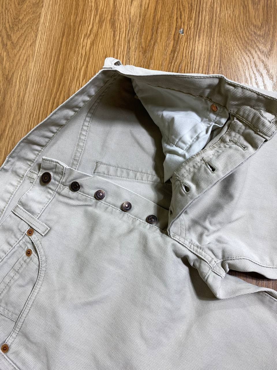 Levi's VINTAGE LEVIS 501 DISTRESS White WASH JEANS Size US 32 / EU 48 - 21 Thumbnail