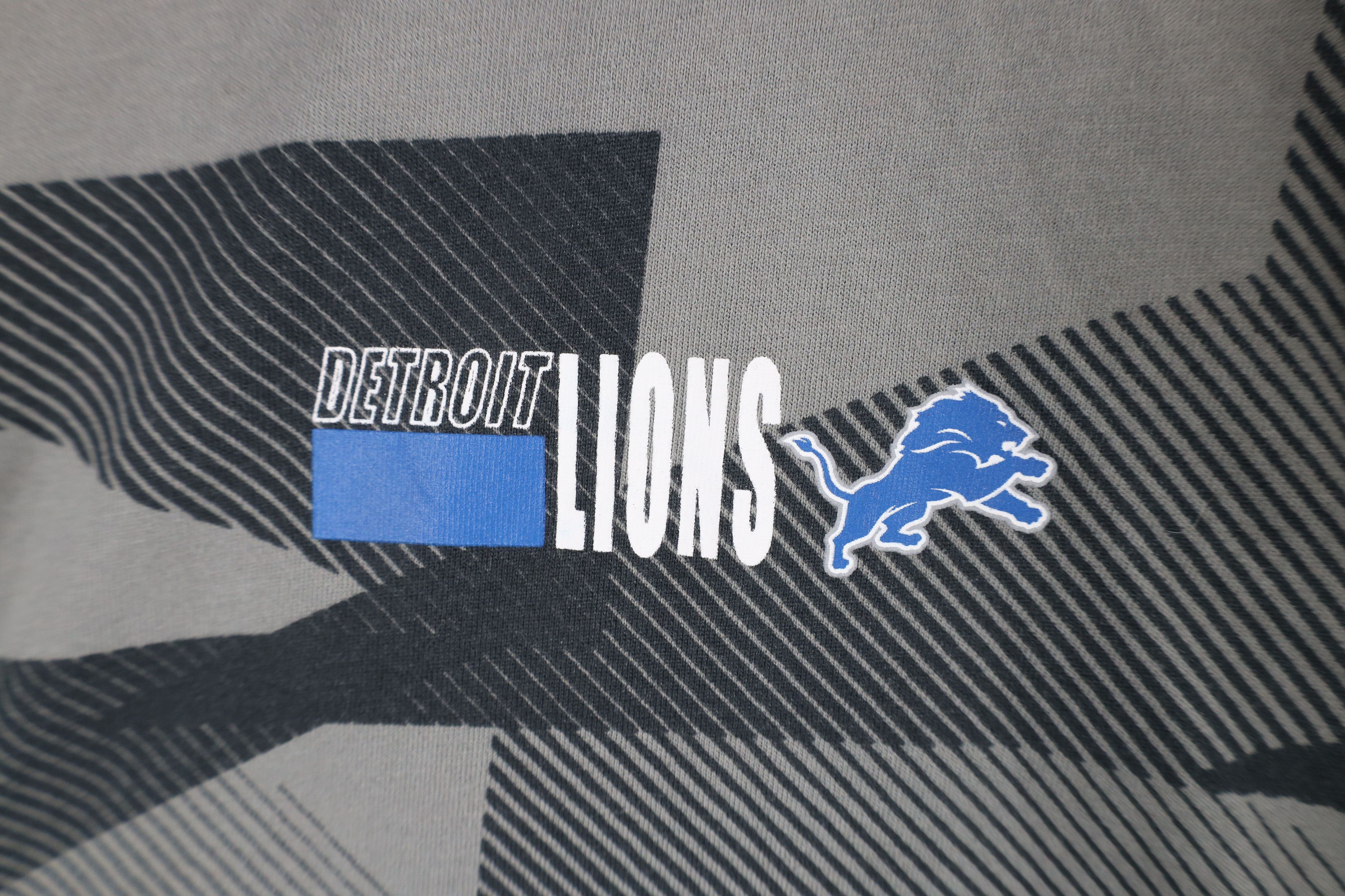 Nike × Vintage Nike On Field Lions Football Lightweight Hoodie T-Shirt Size US XL / EU 56 / 4 - 4 Thumbnail