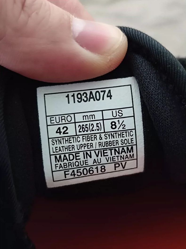 Kiko Kostadinov Kiko Kostadinov ASICS Hypergel-Lyt fashion casual running Size US 9 / EU 42 - 2 Thumbnail