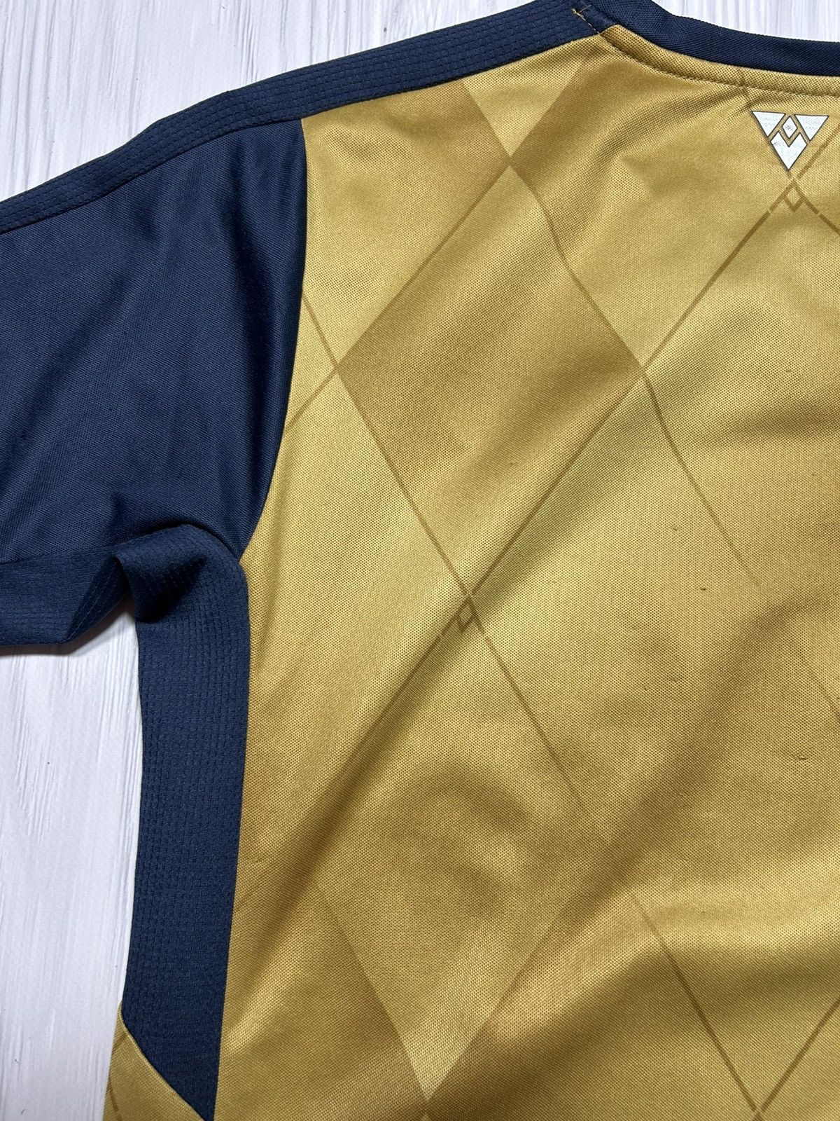 Puma Puma 2015-16 Arsenal Soccer Jersey Size XS Size US XS / EU 42 / 0 - 18 Thumbnail