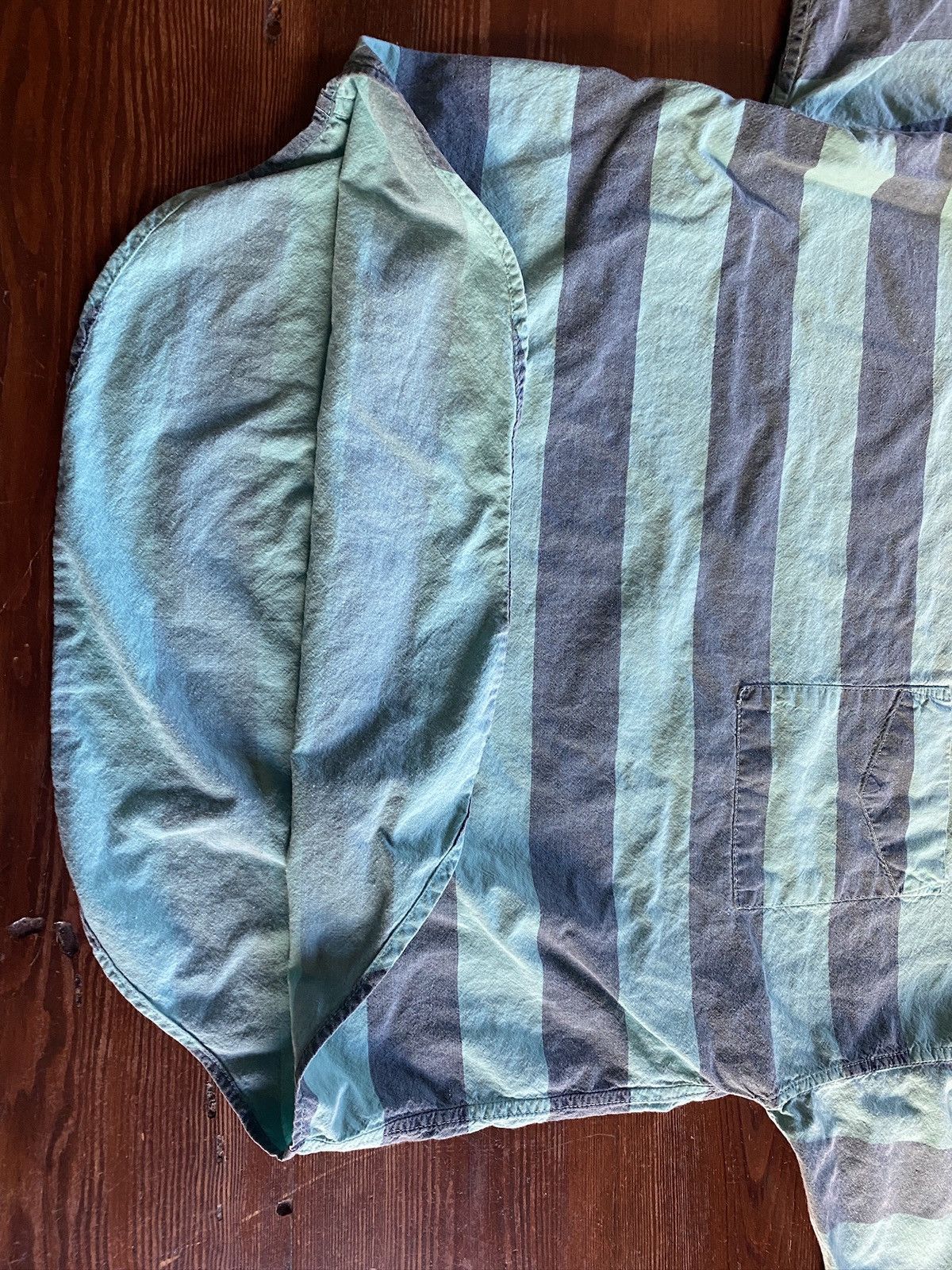 Vintage Vintage 90s Generalities Faded Striped Denim Like Pocket Tee Size US L / EU 52-54 / 3 - 7 Thumbnail