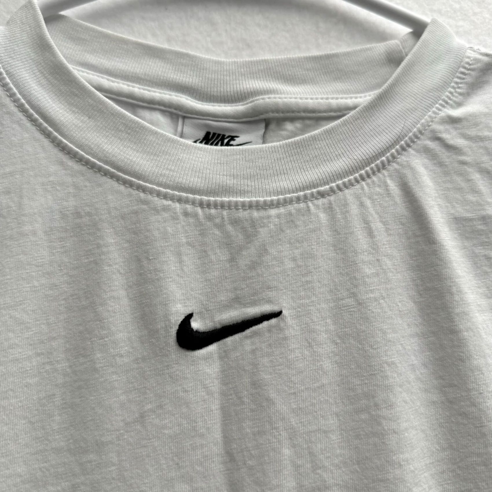Nike Nike Essentials Women's Midi Dress Short Sleeve Crew Neck Embroidered Center Swoosh White M Size M / US 6-8 / IT 42-44 - 2 Thumbnail
