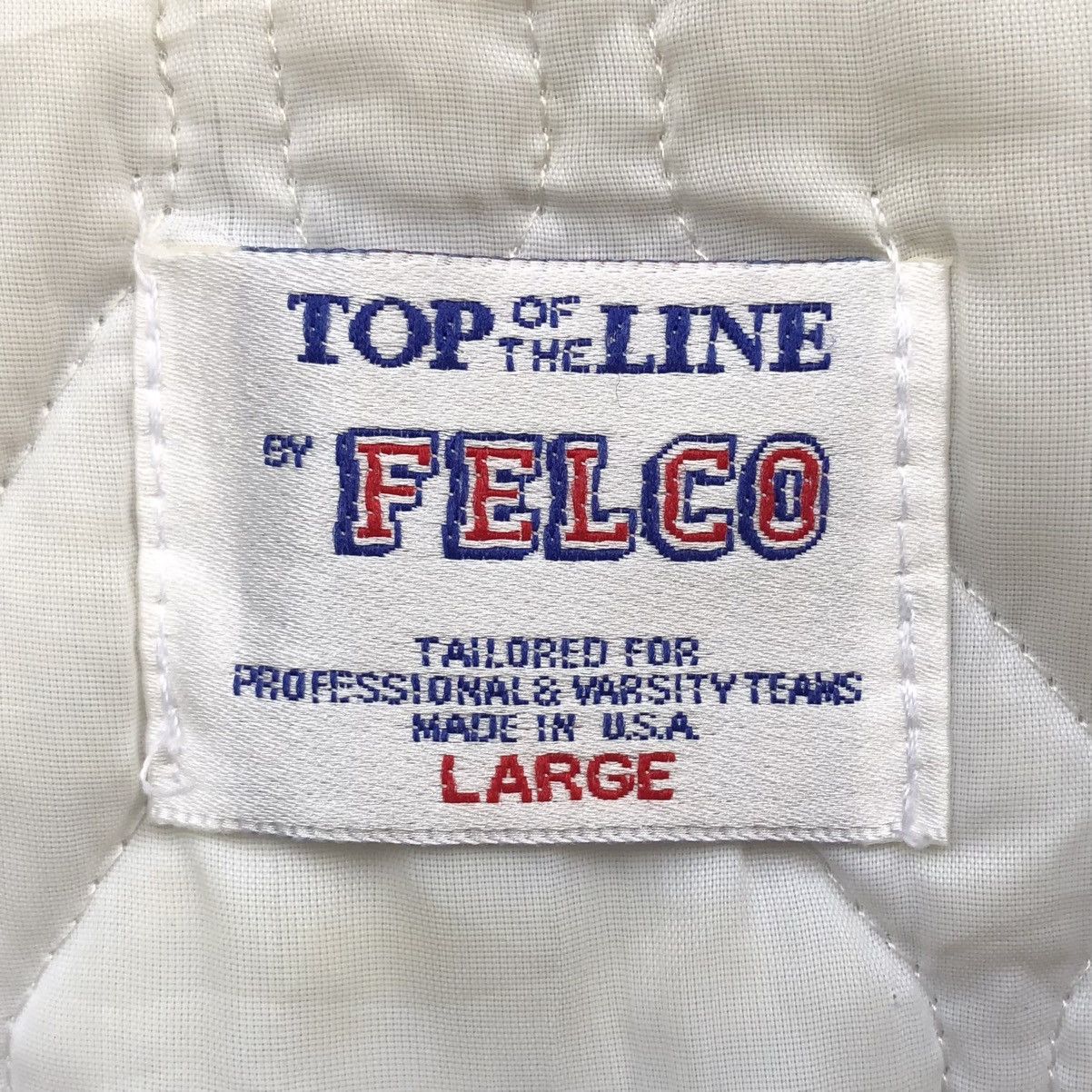 Vintage Vintage Felco MLB Chicago Sox Quilted Satin Bomber Jacket 🇺🇸 Size US L / EU 52-54 / 3 - 16 Thumbnail