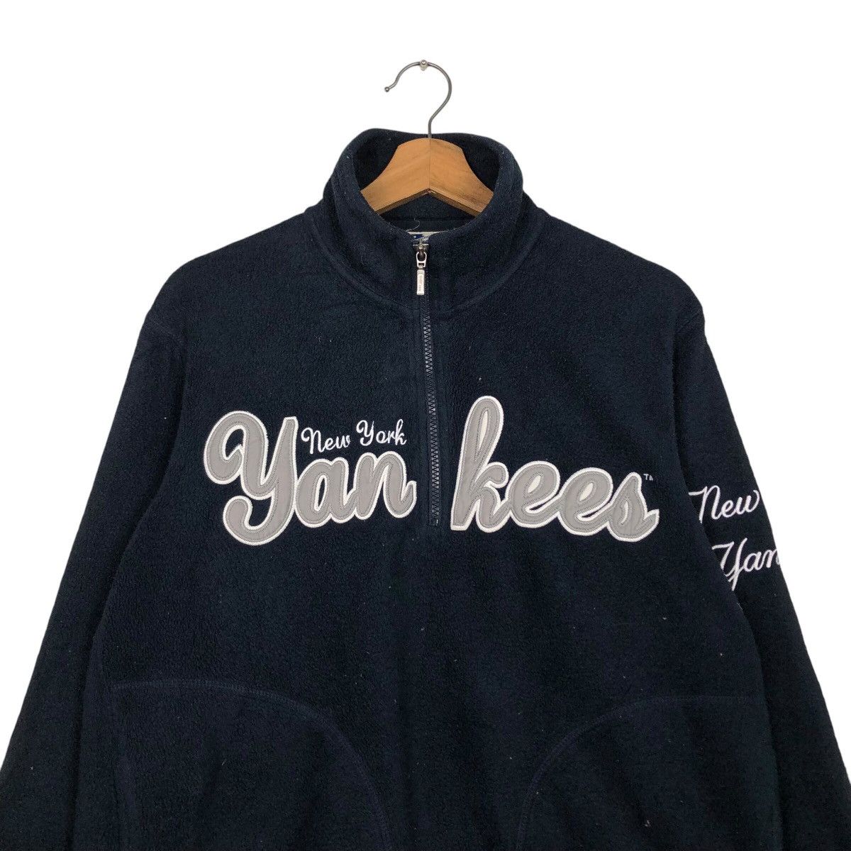 Japanese Brand Vintage Half Zipper Fleece Jacket New York Yankees Big Logo Size US L / EU 52-54 / 3 - 4 Thumbnail