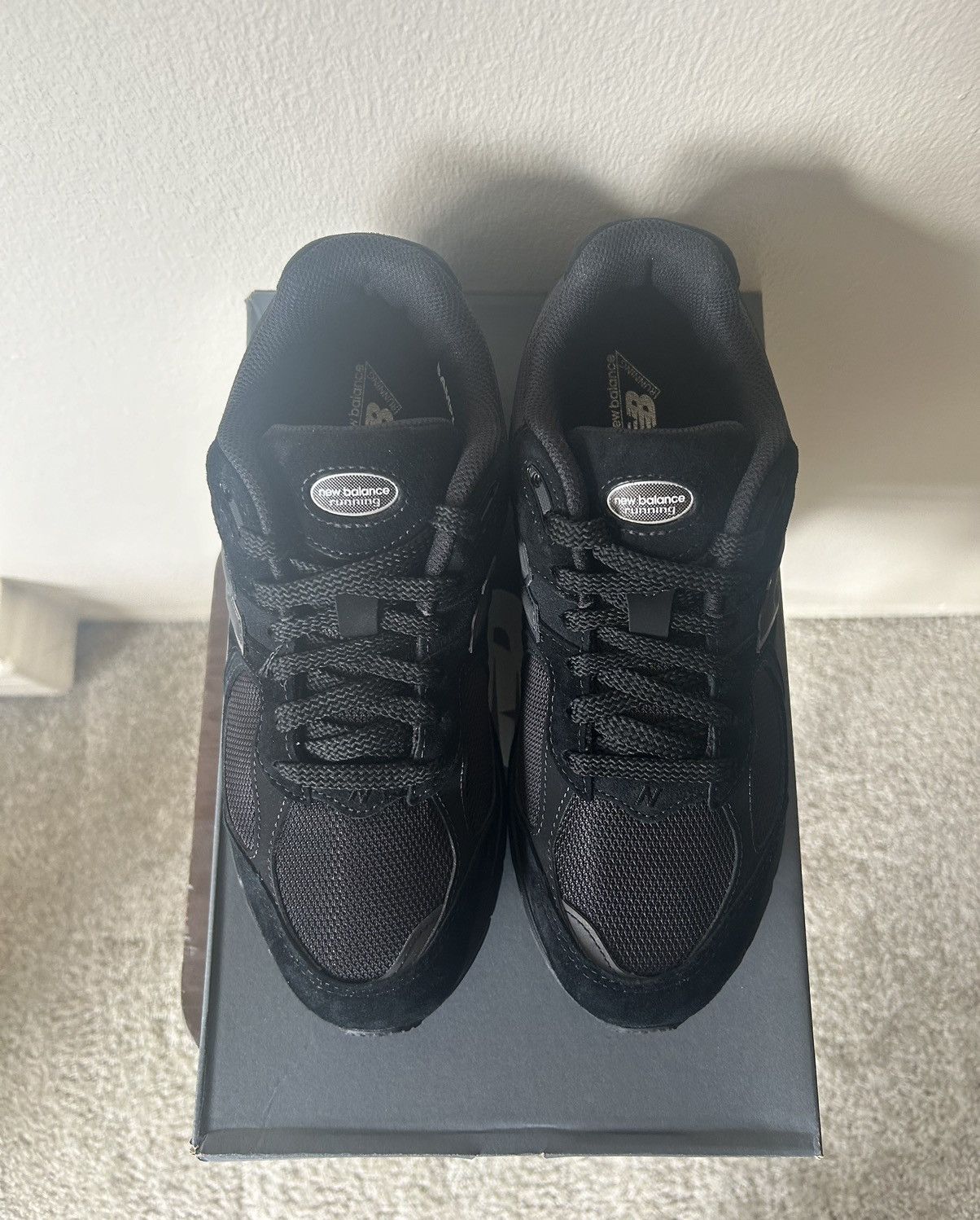 New Balance New Balance 2002R Sneaker Size US 9 / EU 42 - 3 Thumbnail
