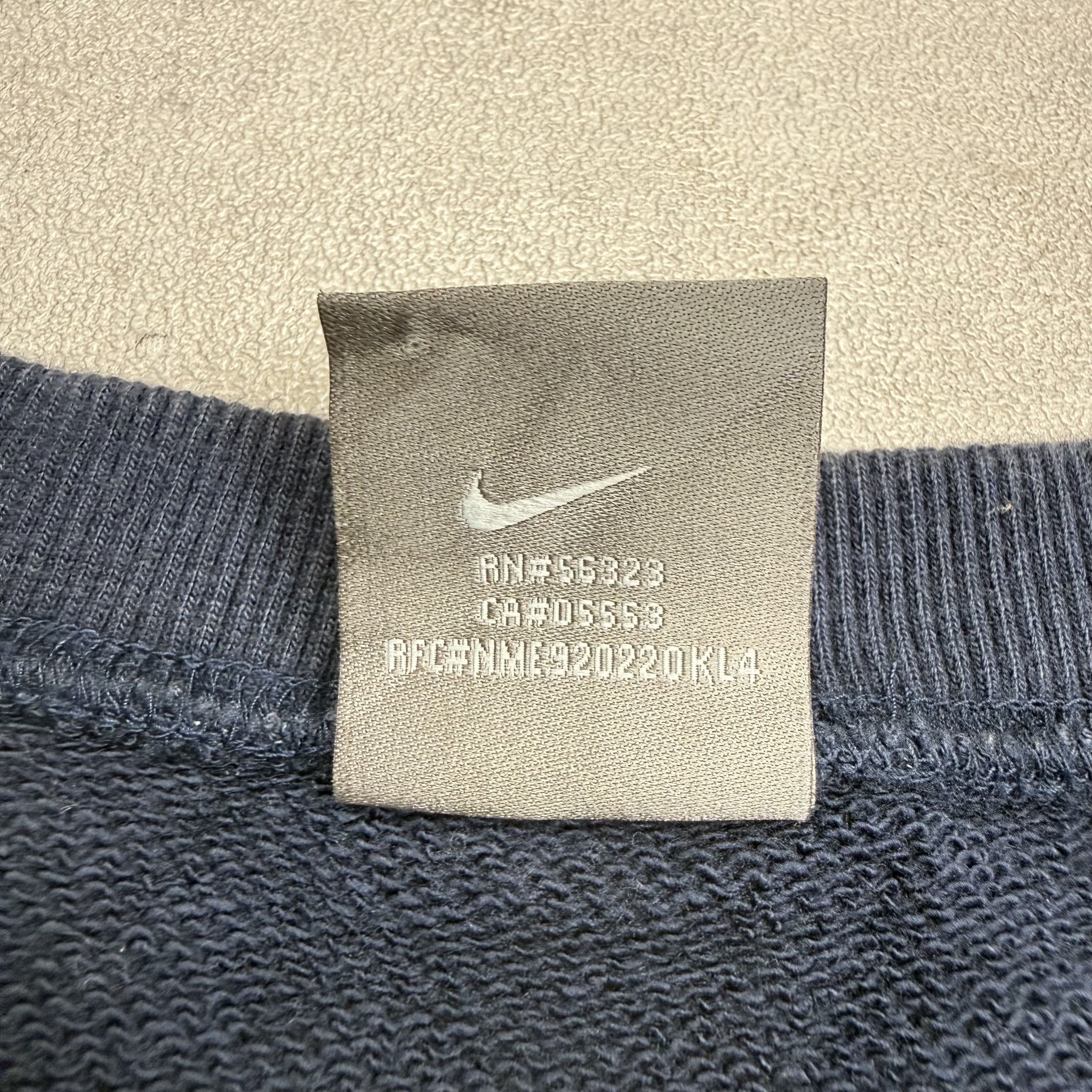 Nike Vintage Nike Barcelona Sweatshirt Crewneck Size US XXL / EU 58 / 5 - 7 Thumbnail