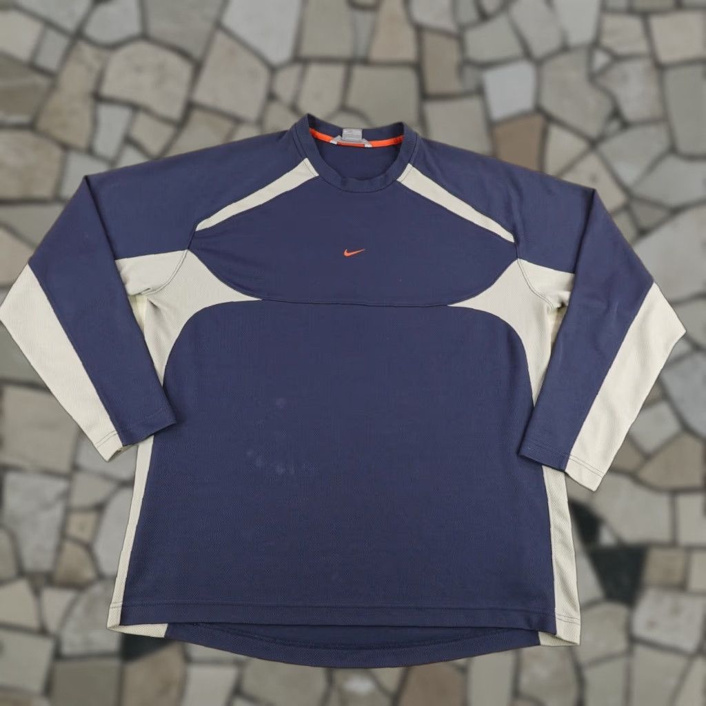 Nike VINTAGE Nike Shirt Mens 2XL Blue Gray Center Swoosh Athletic Raglan Gym Y2K Shirt Size US XXL / EU 58 / 5 - 1 Thumbnail