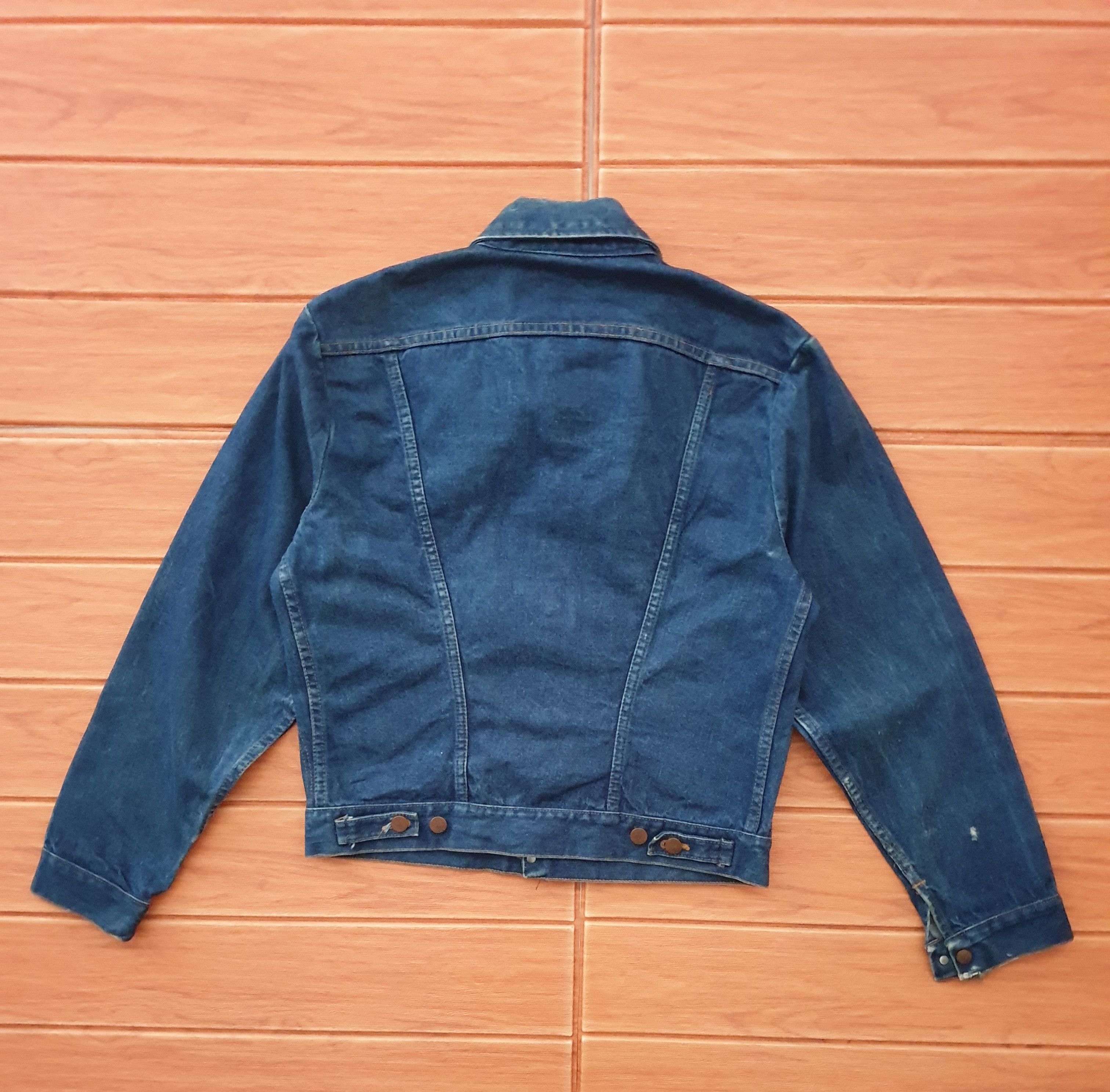💥Vintage wrangler Made in USA denim jacket