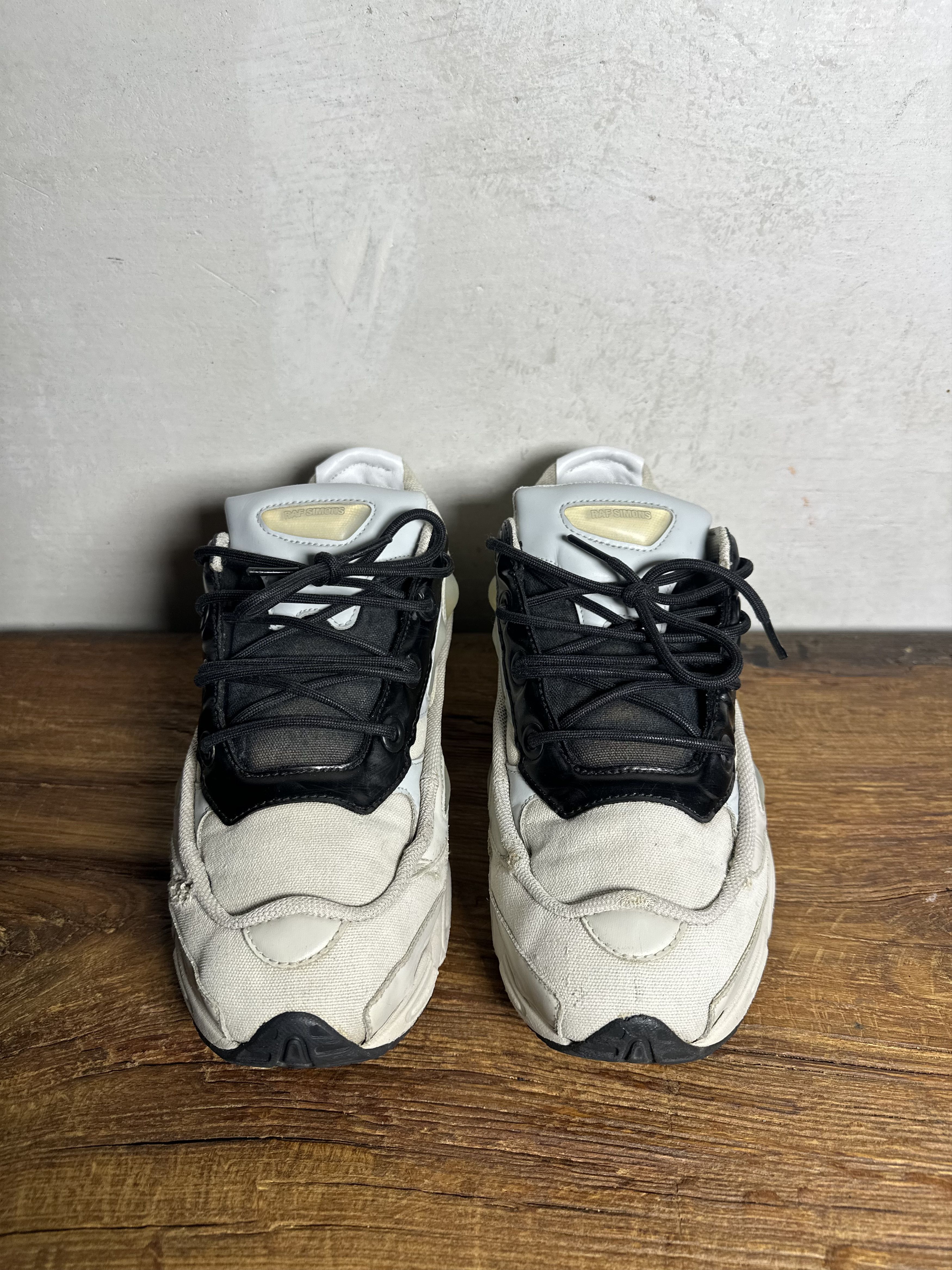 Adidas × Raf Simons Adidas by Raf Simons Ozweego 3 Cream White Sneakers Size US 10.5 / EU 43-44 - 8 Thumbnail