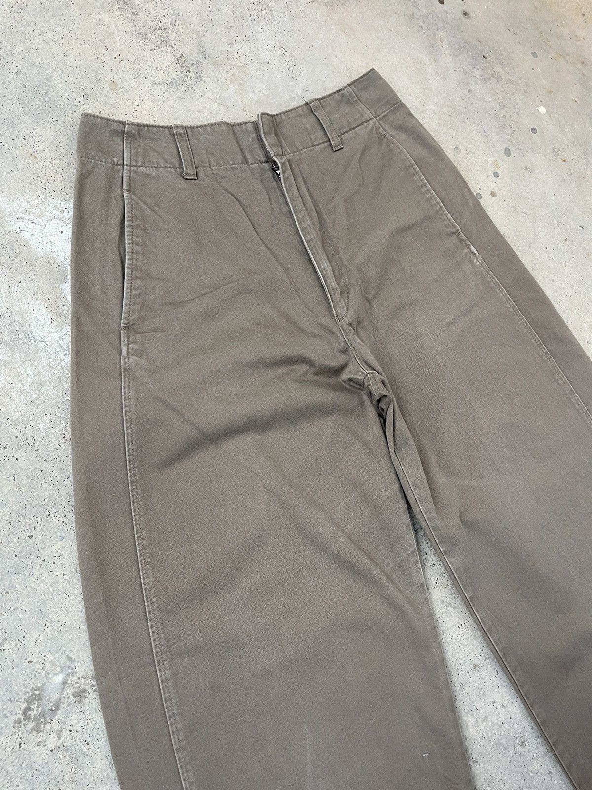 Japanese Brand × Jun Takahashi × Uniqlo Vintage Japanese Uniqlo Beige Distressed Baggy Jeans Size US 28 / EU 44 - 3 Thumbnail