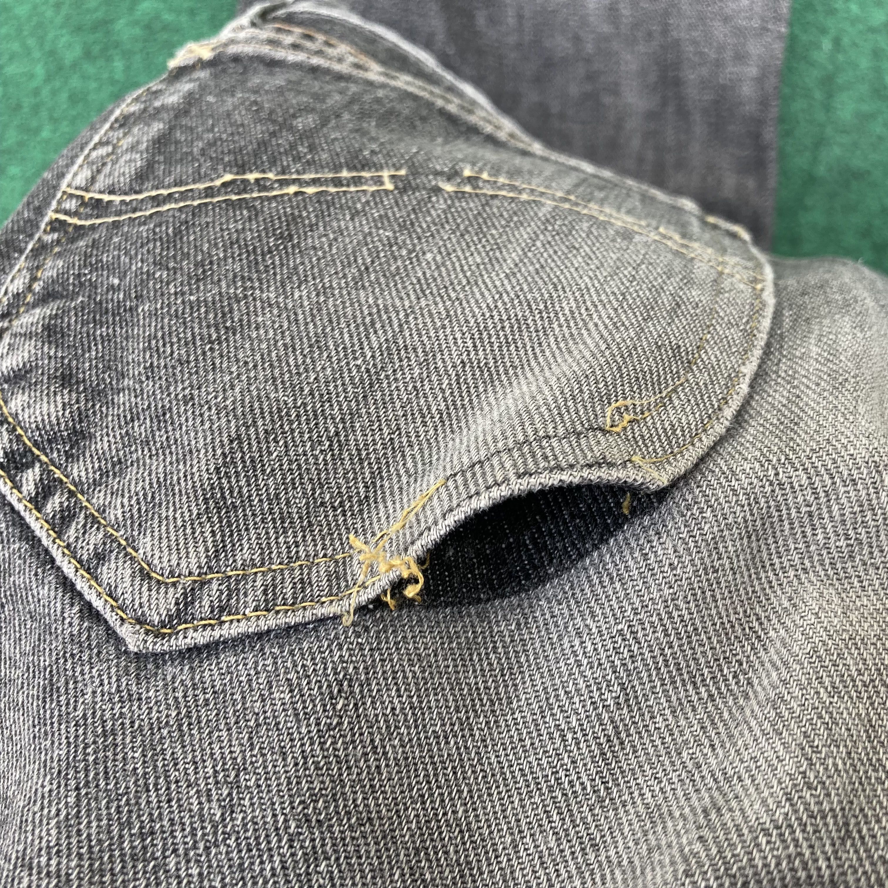 Designer × Lee × Vintage 29x31.5 Vtg Lee Riders Faded Denim Flare Bootcut Sz 29 Jeans Size US 29 - 8 Thumbnail
