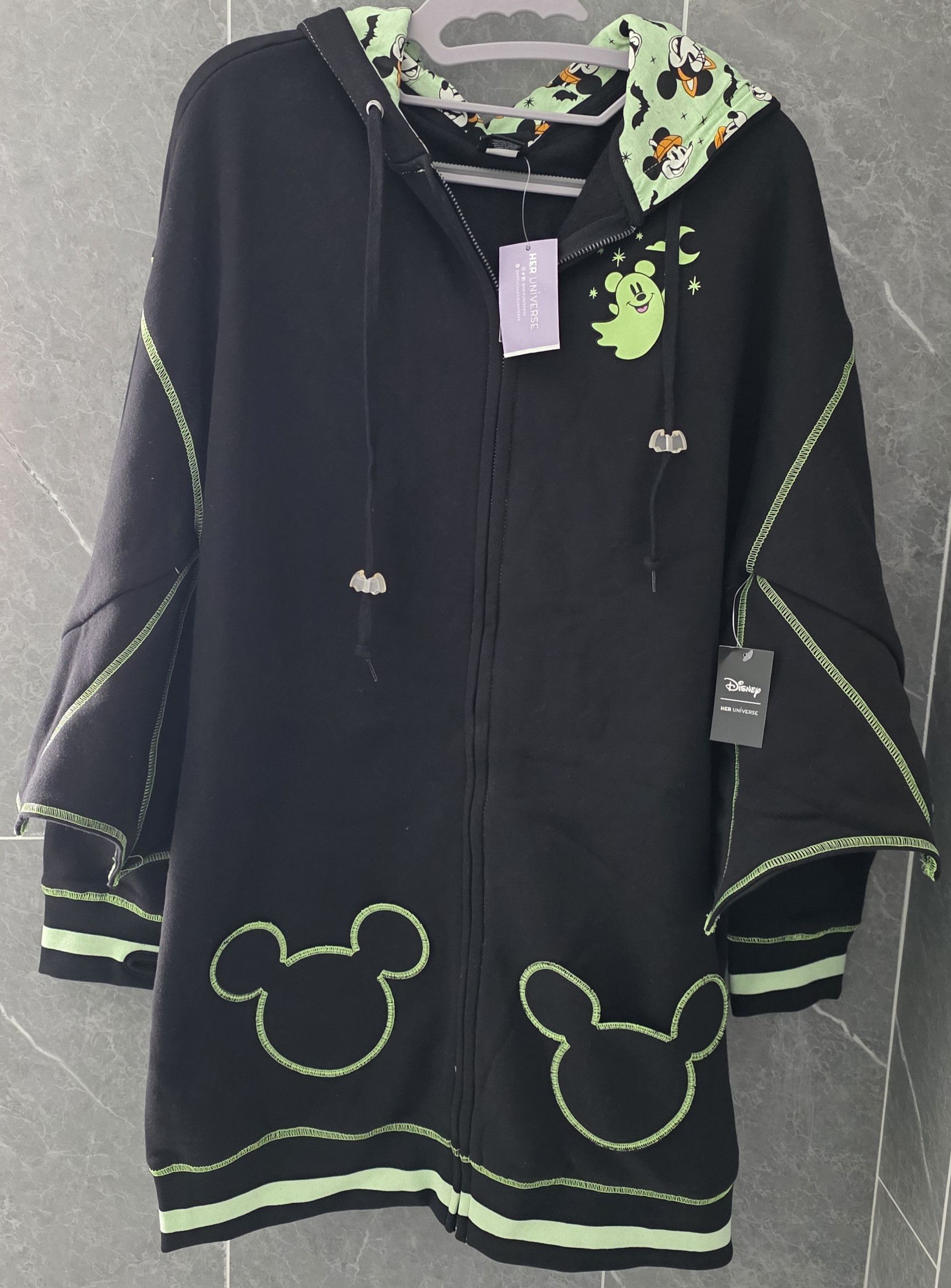 Other NWT Her Universe Disney Mickey Mouse Ghost Glow Hoodie S Size S / US 4 / IT 40 - 1 Thumbnail