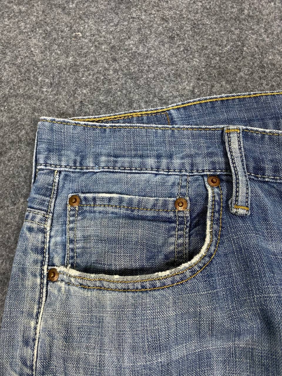 Levi's levis 569 loose fit distressed denim nice design Size US 40 / EU 56 - 12 Thumbnail