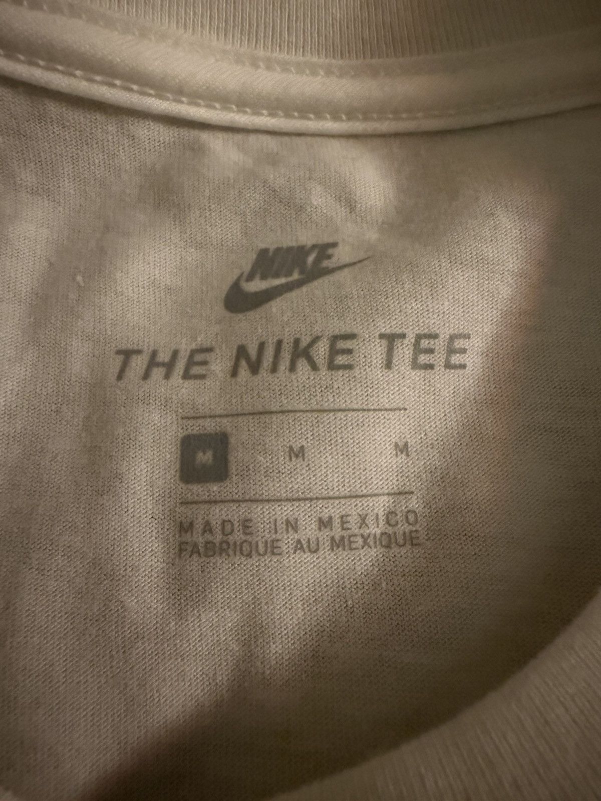 Nike Nike S/S New York City Pigeon Swoosh Shirt NWT 637586-10A Size US M / EU 48-50 / 2 - 3 Thumbnail