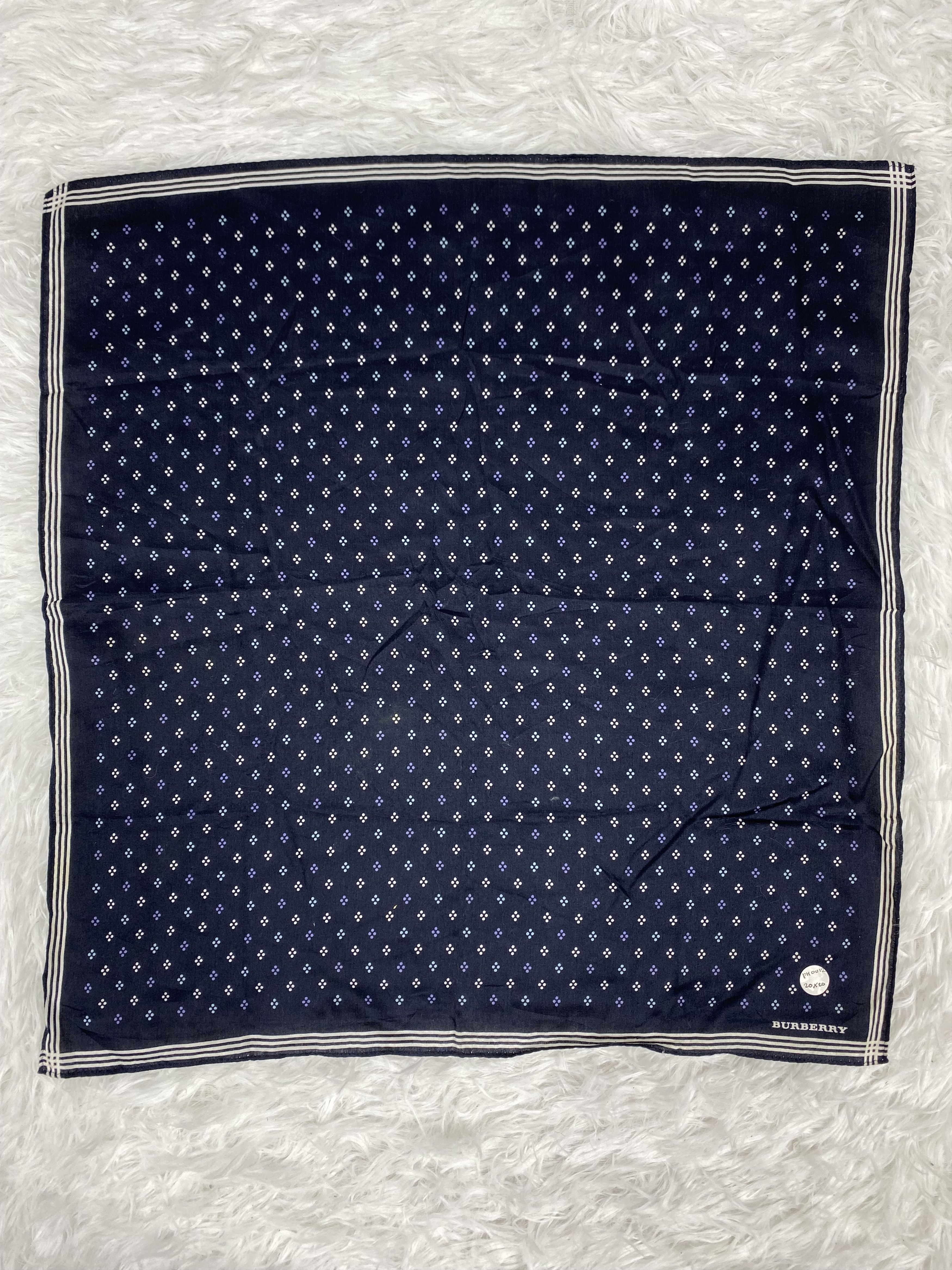 Burberry × Vintage Vintage Burberry Handkerchief PH0012 Size ONE SIZE - 3 Thumbnail