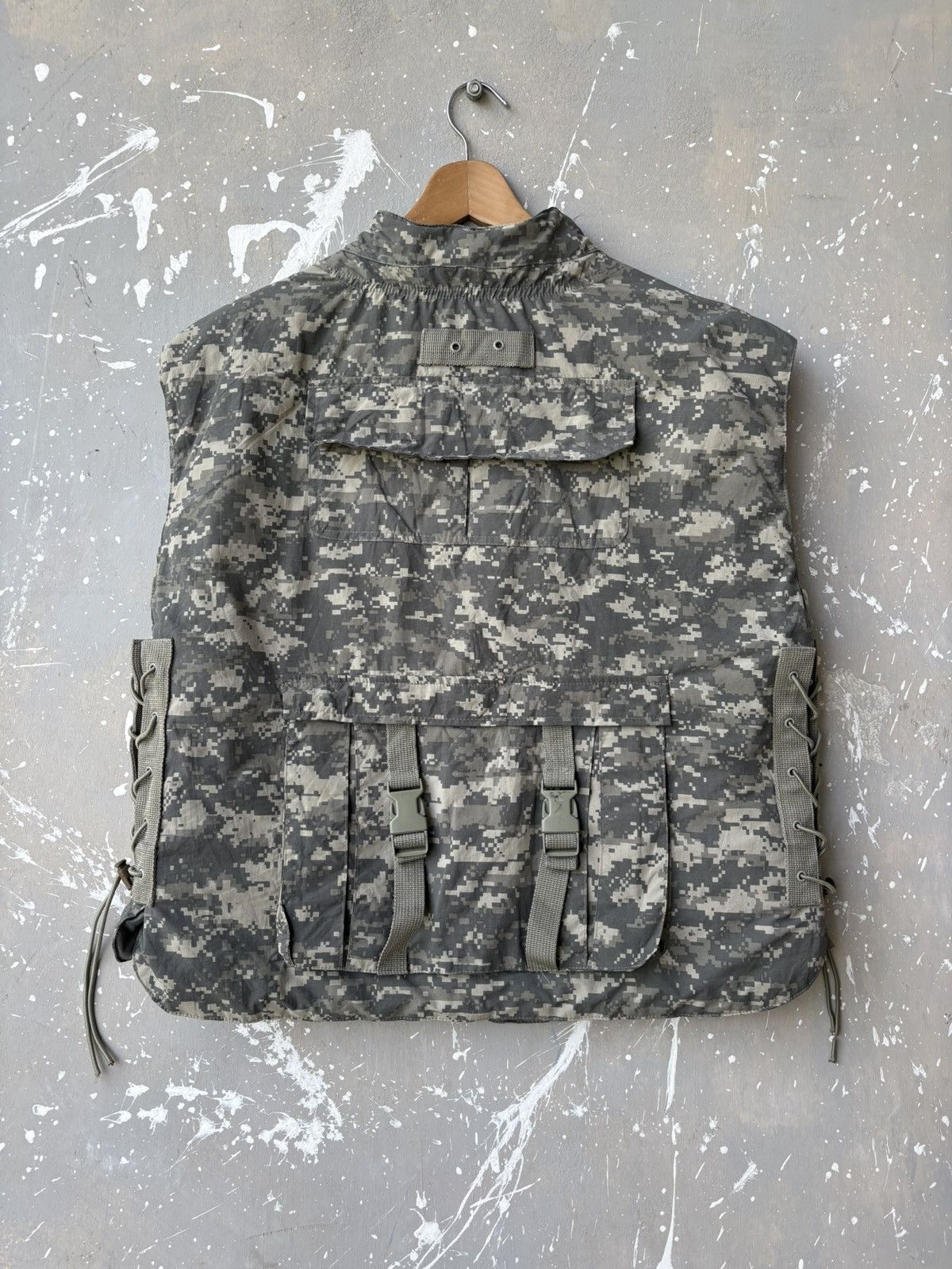 Vintage Vintage Y2K US Army Justice Tactical Camo Vest Size US XL / EU 56 / 4 - 4 Thumbnail