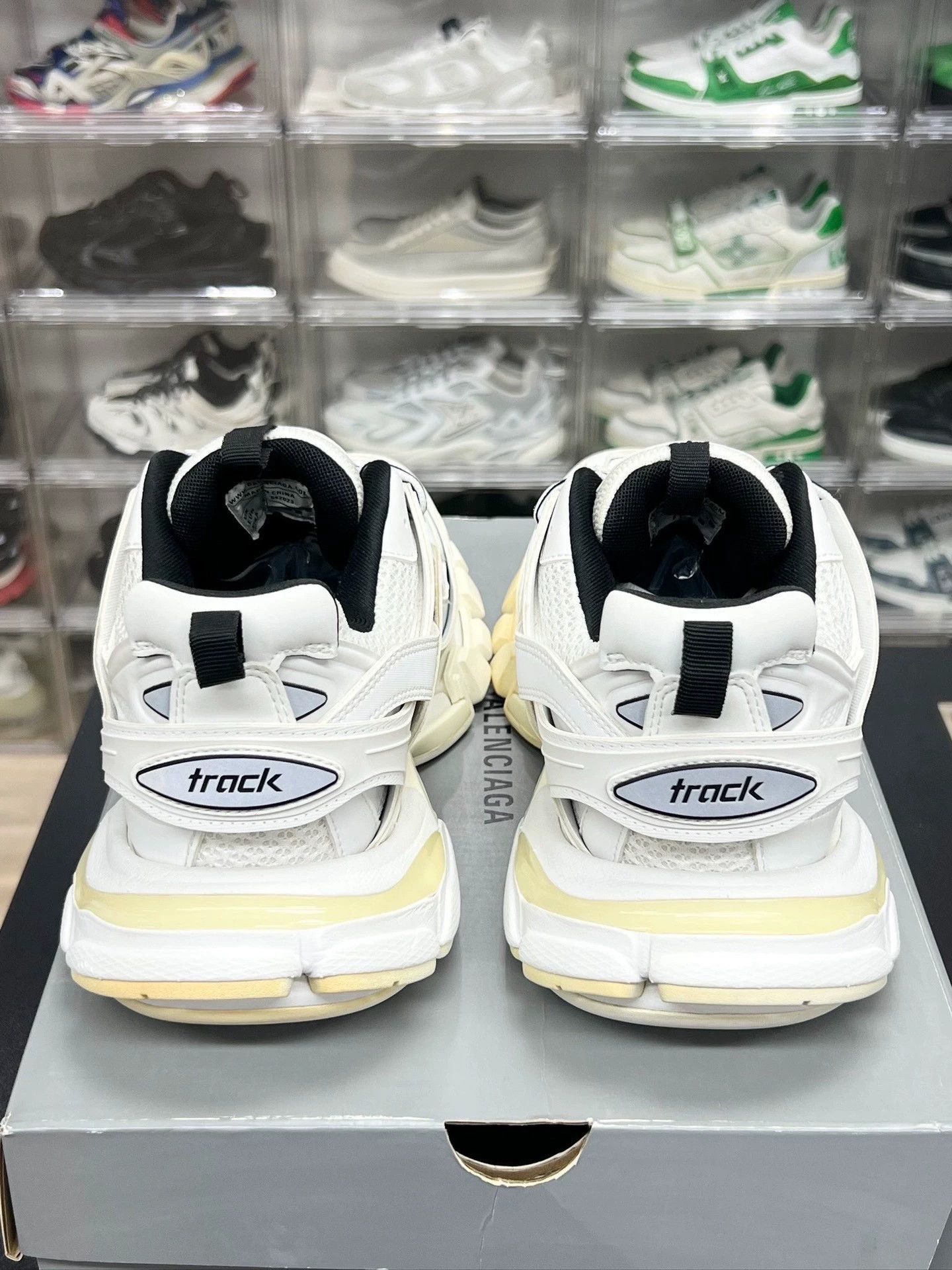 Balenciaga Balenciaga Track Sneakers in White and Black Size US 8 / EU 41 - 7 Thumbnail