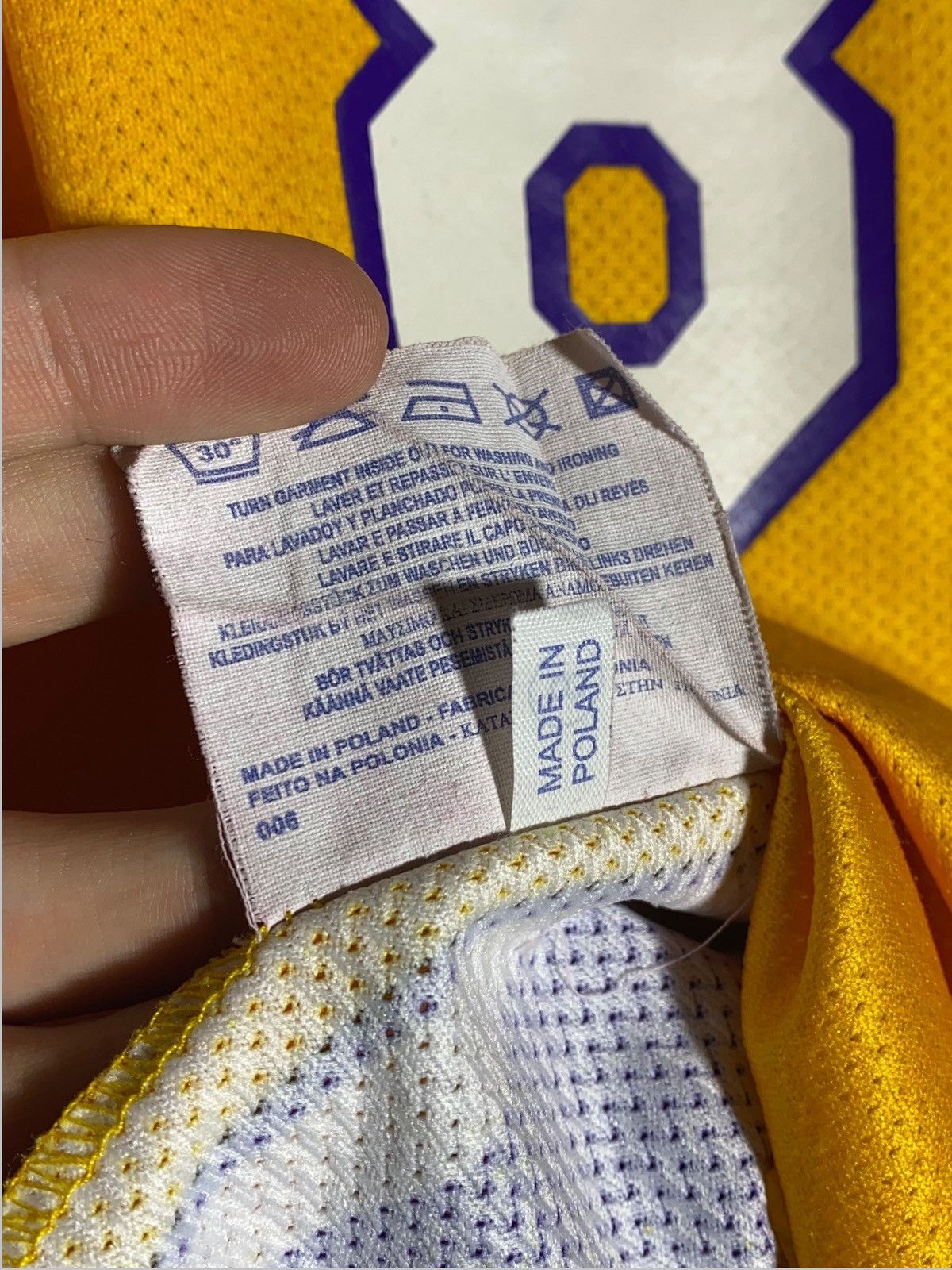 Champion × NBA × Vintage Vintage L.A Lakers #8 Bryant Champion NBA Jersey Youth L 152 Size US S / EU 44-46 / 1 - 12 Thumbnail