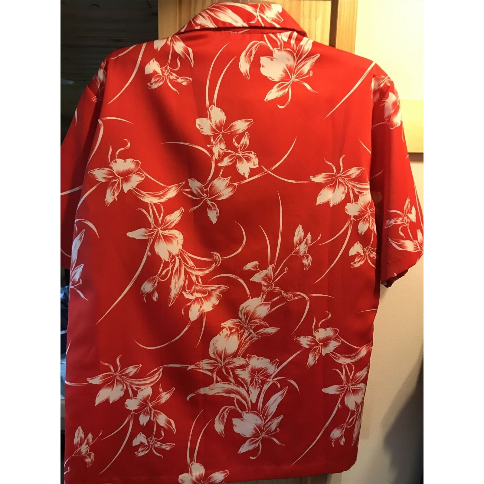 Other Malihini Vintage Men's M Red Floral SS Rayon Hawaiian Shirt Size US M / EU 48-50 / 2 - 9 Thumbnail