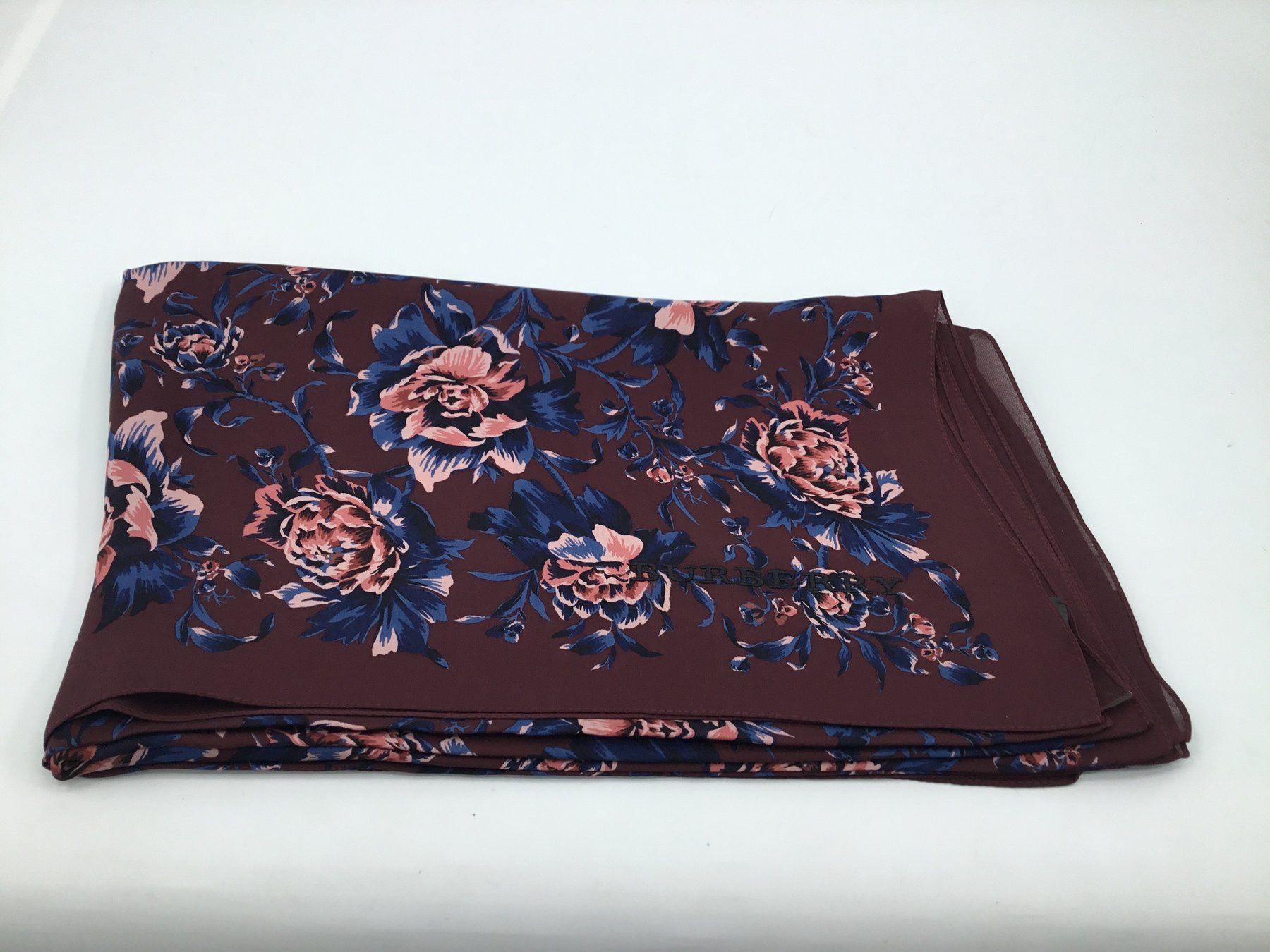 Burberry Silk stole Burberry Size ONE SIZE - 10 Thumbnail