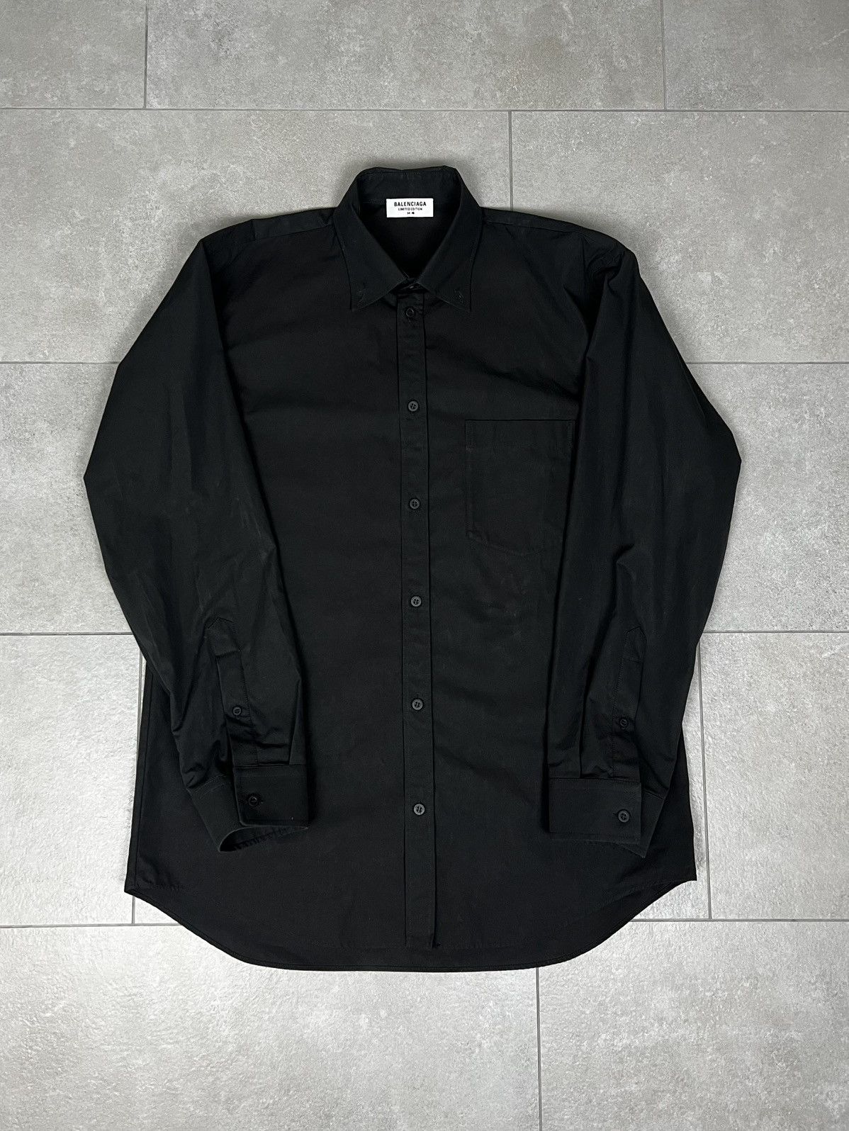 Balenciaga Balenciaga Limited Cities Shirt Size US S / EU 44-46 / 1 - 3 Thumbnail