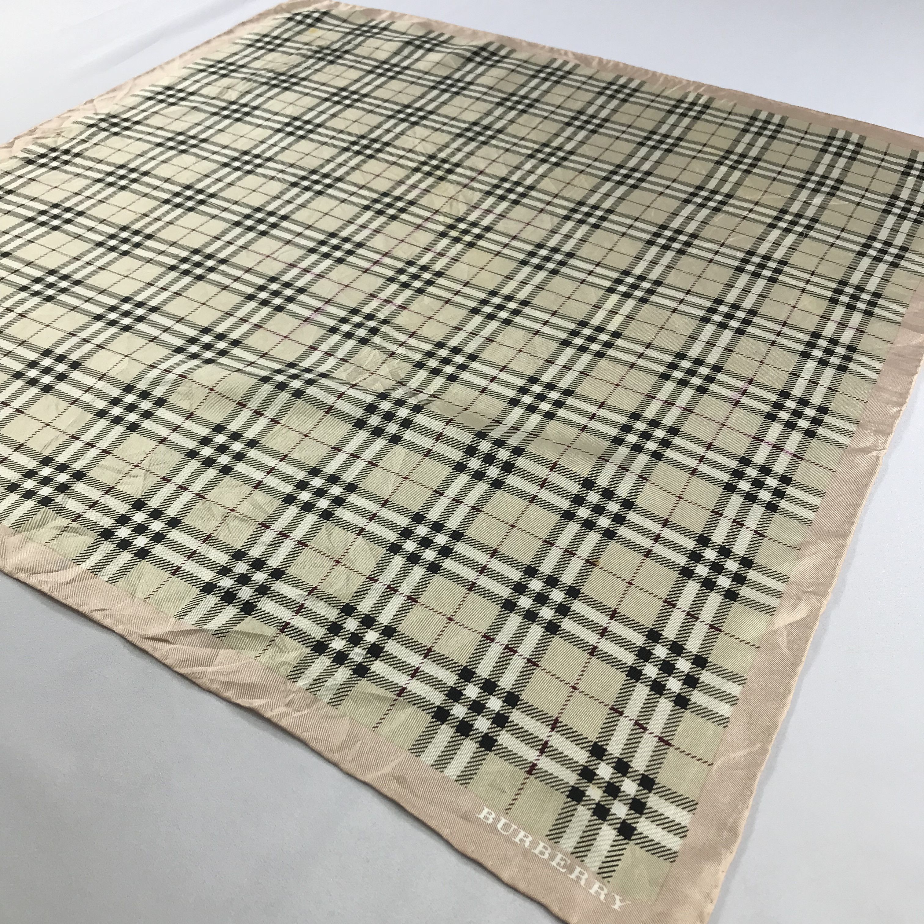 Burberry × Vintage Burberry Silk Scarf - S2731A Size ONE SIZE - 2 Thumbnail