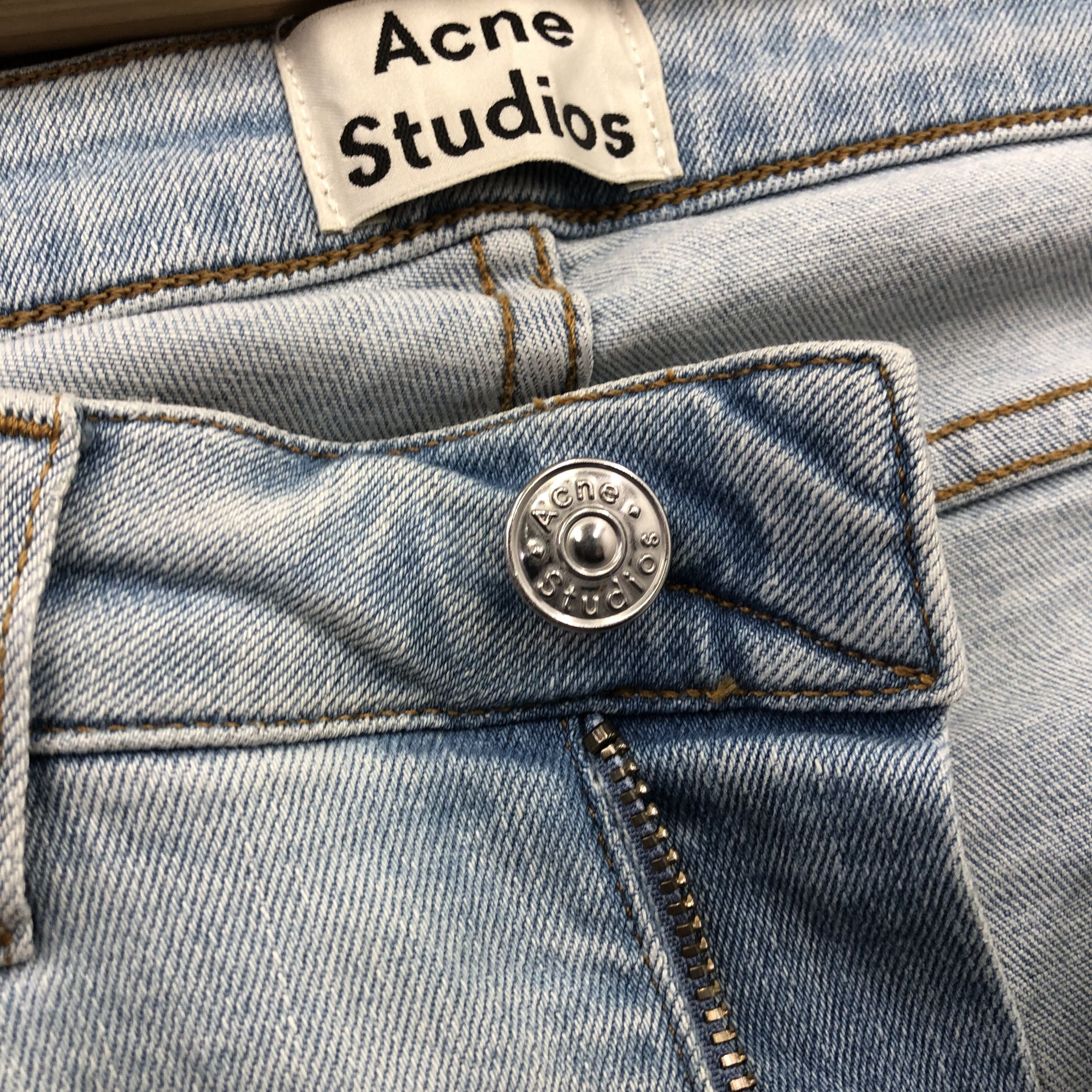 Acne Studios Vintage Acne Studio Skinny Jeans Acne Faded Light Wash Denim Size 26" / US 2 / IT 38 - 6 Thumbnail