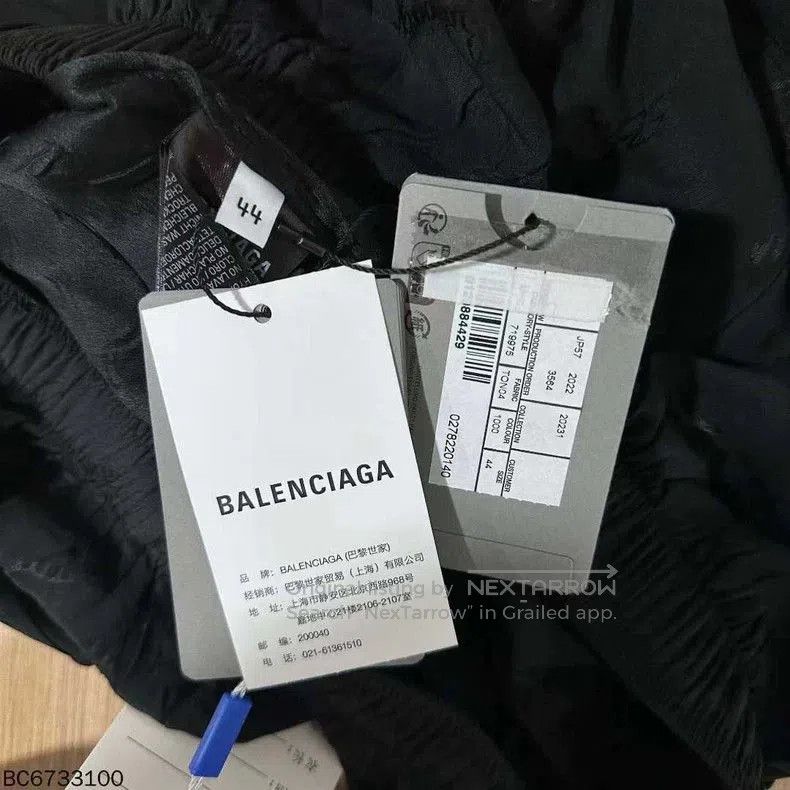 Balenciaga Balenciaga Black Printed Silk Shorts. Size US 44 / EU 60 - 5 Thumbnail