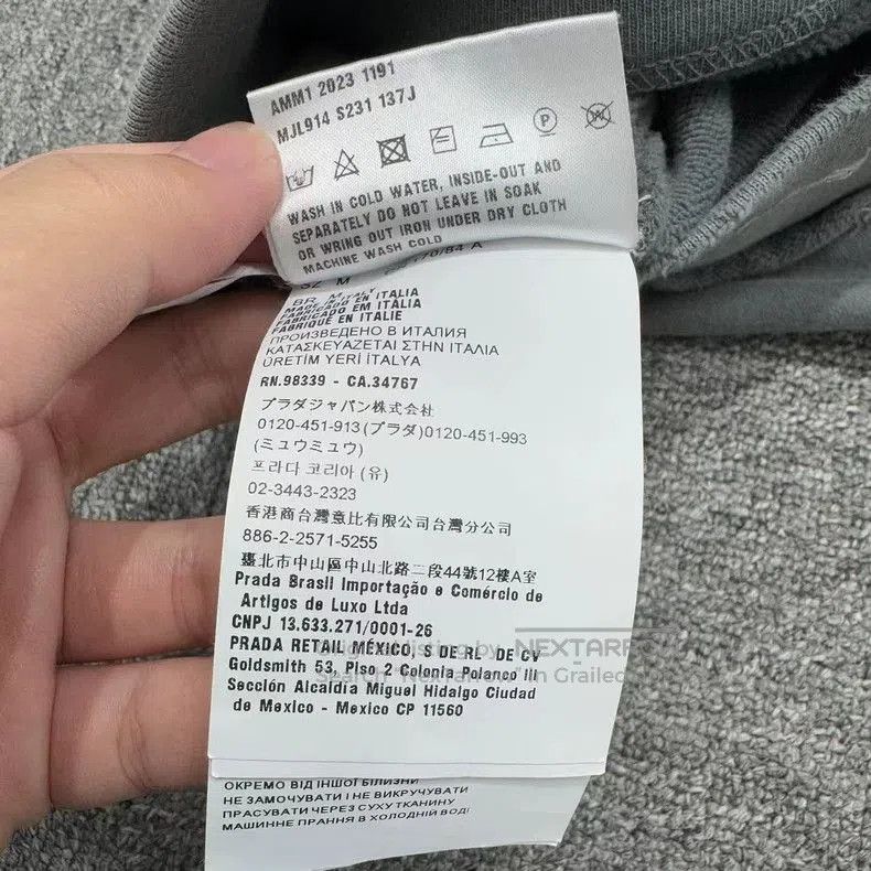 Miu Miu MiuMiu Distressed Embroidered Polo Sweatshirt. Size US M / EU 48-50 / 2 - 8 Thumbnail