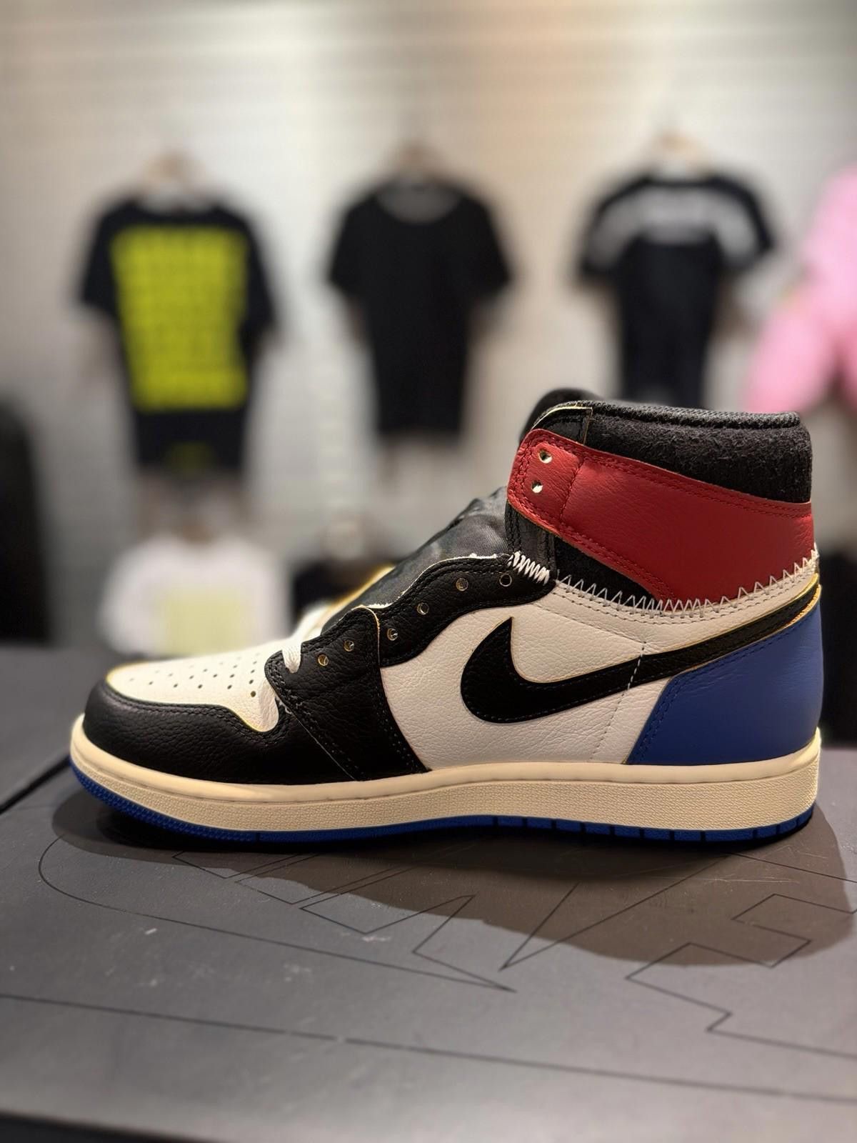 Jordan Brand Air Jordan 1 x Union x Fragment Black and Varsity Red (9) Size US 9 / EU 42 - 10 Thumbnail