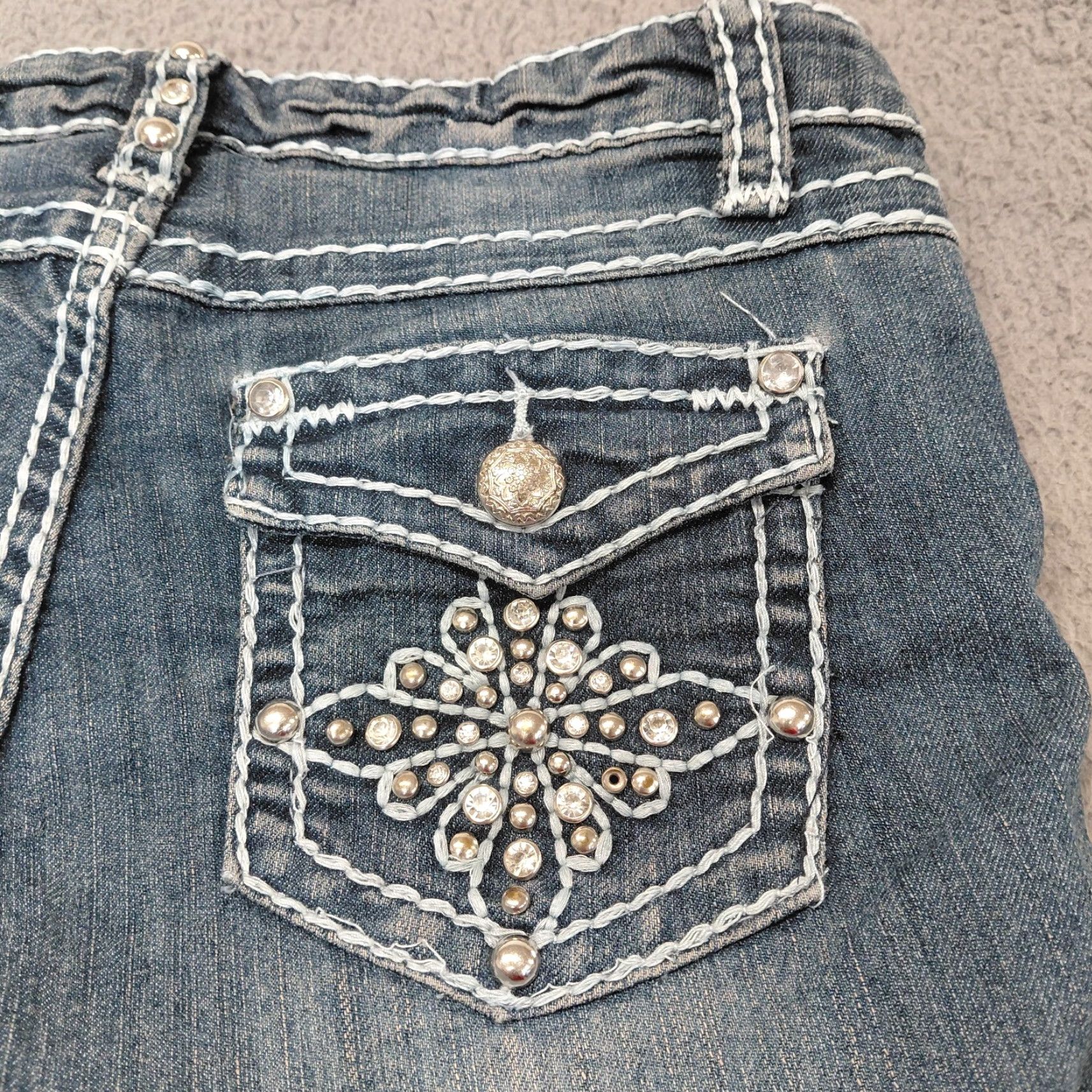 Miss Me Unbranded Signature Jeans Women's Size 4 Straight Embroidered Studded Mid Rise Dark Blue Jeans Ladies Women's 4 Pockets Distressed Bling Size 27" / US 4 / IT 40 - 4 Thumbnail