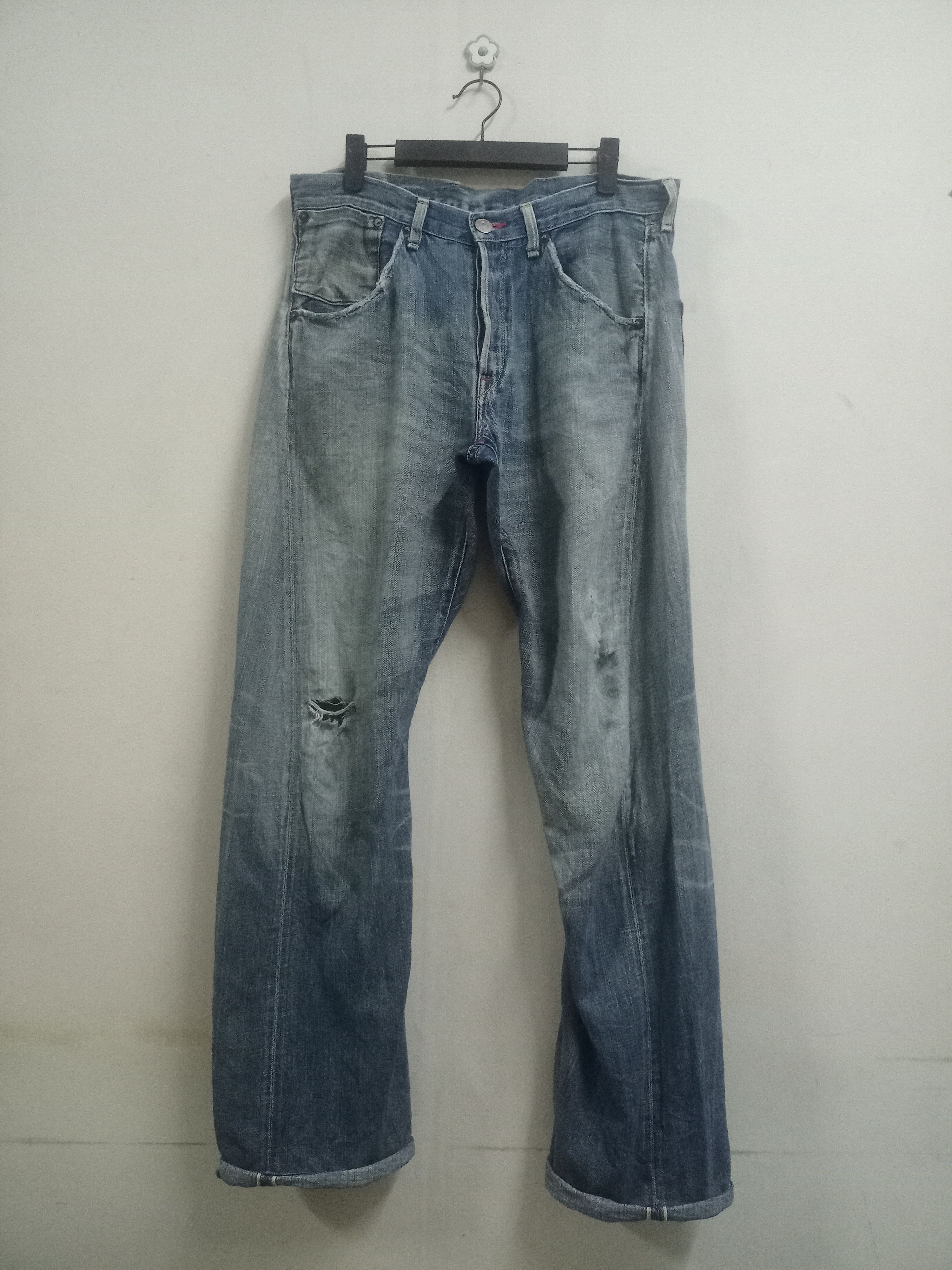 Levi's Vintage 90s Levis Japan Buckle Back Selvedge Baggy Jeans Size US 32 / EU 48 - 1 Thumbnail