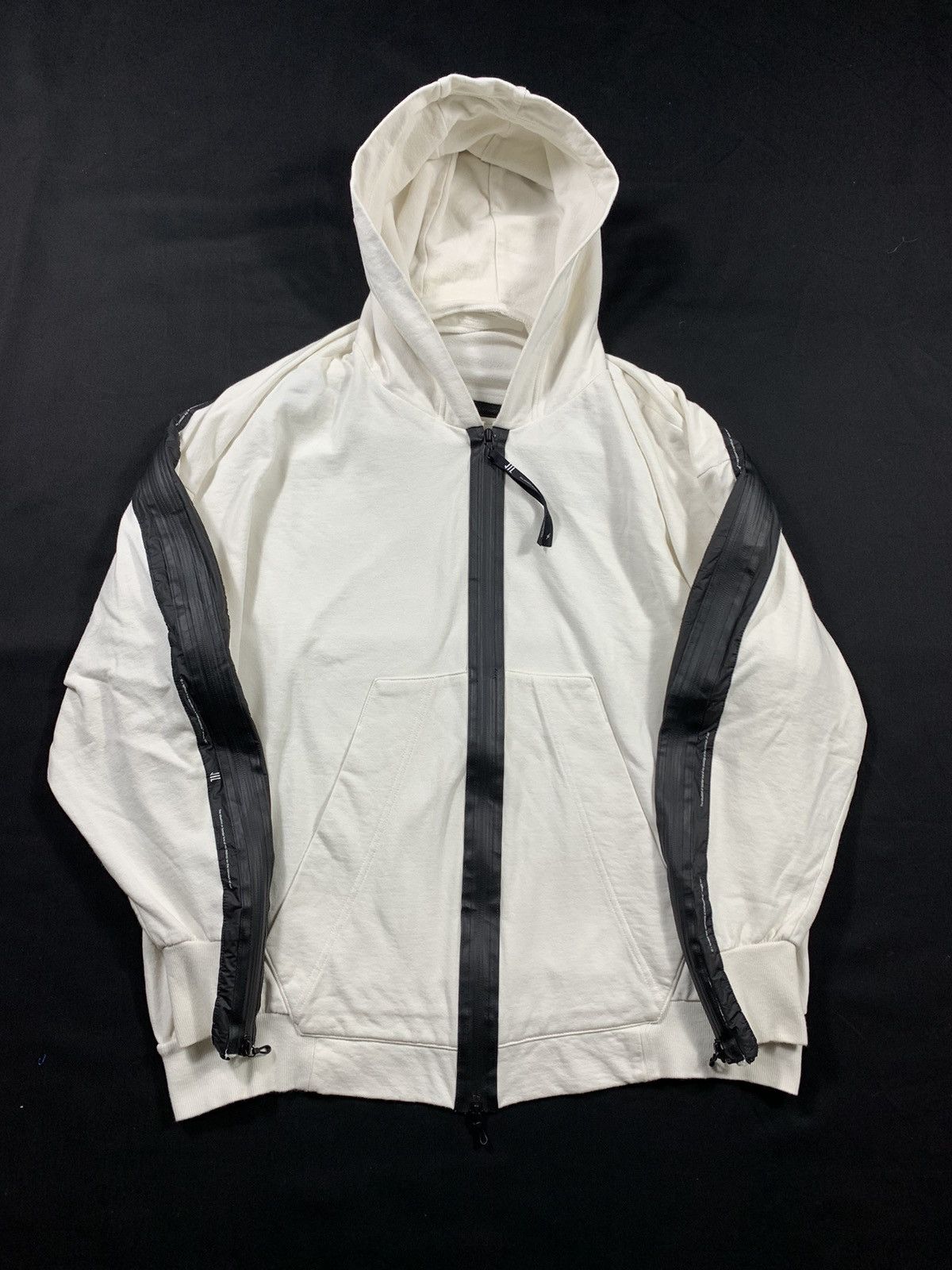 Julius Julios Nilos Fall-Winter 2018-2019 Collection Size US L / EU 52-54 / 3 - 1 Thumbnail